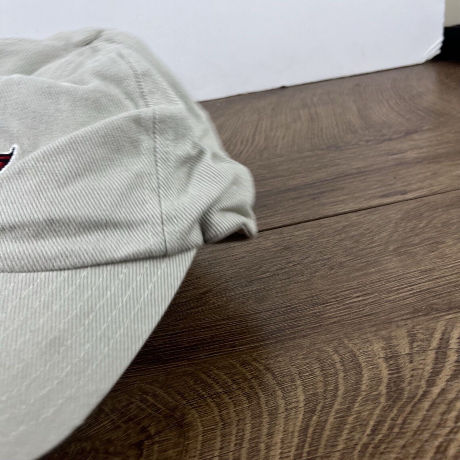 Other Tampa Bay Buccaneers Hat Bucs Adjustable Hat Tan Hat Adjusta Size ONE SIZE - 9 Thumbnail