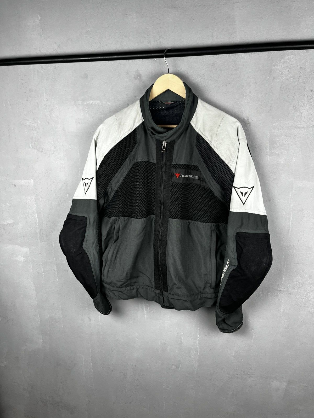 Dainese Dainese recing jacket Size US L / EU 52-54 / 3 - 1 Thumbnail