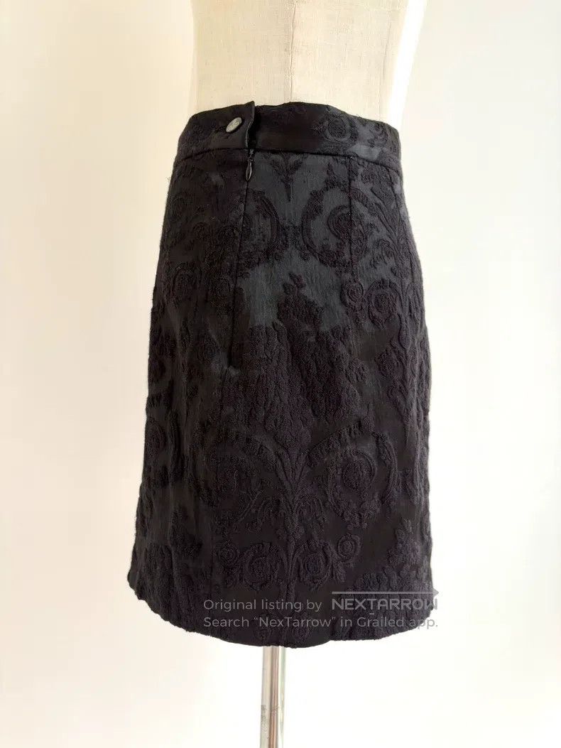 Vivienne Westwood Vivienne Westwood Vintage Black Silk Relief Half Skirt Size 26" / US 2 / IT 38 - 4 Thumbnail