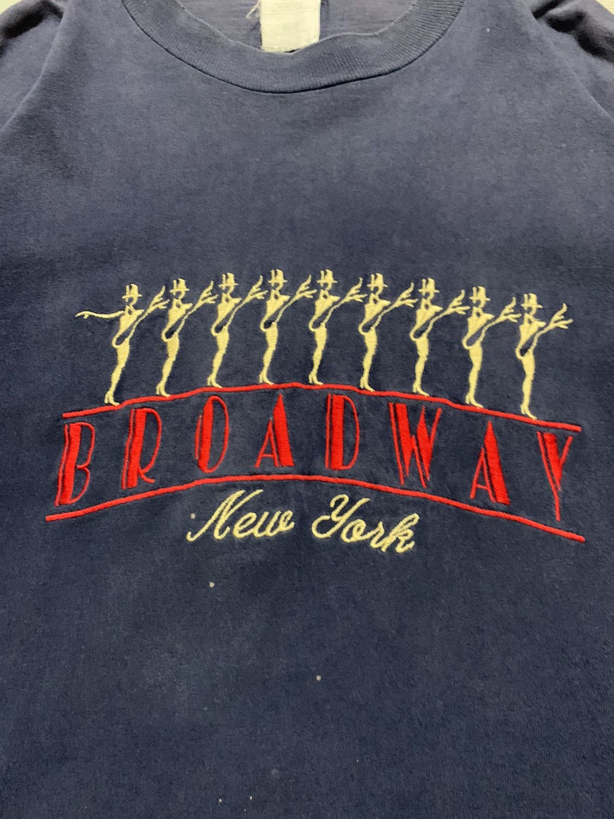 Fruit Of The Loom VINTAGE Broadway New York Shirt Adult Mens Blue Size US L / EU 52-54 / 3 - 5 Thumbnail