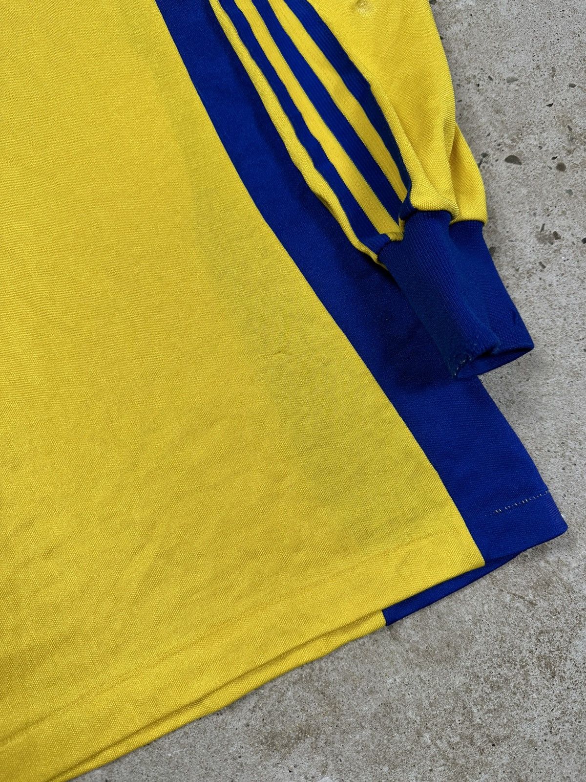 Adidas Vintage 80/90s Adidas Yellow Template Soccer Jersey Size US M / EU 48-50 / 2 - 6 Thumbnail