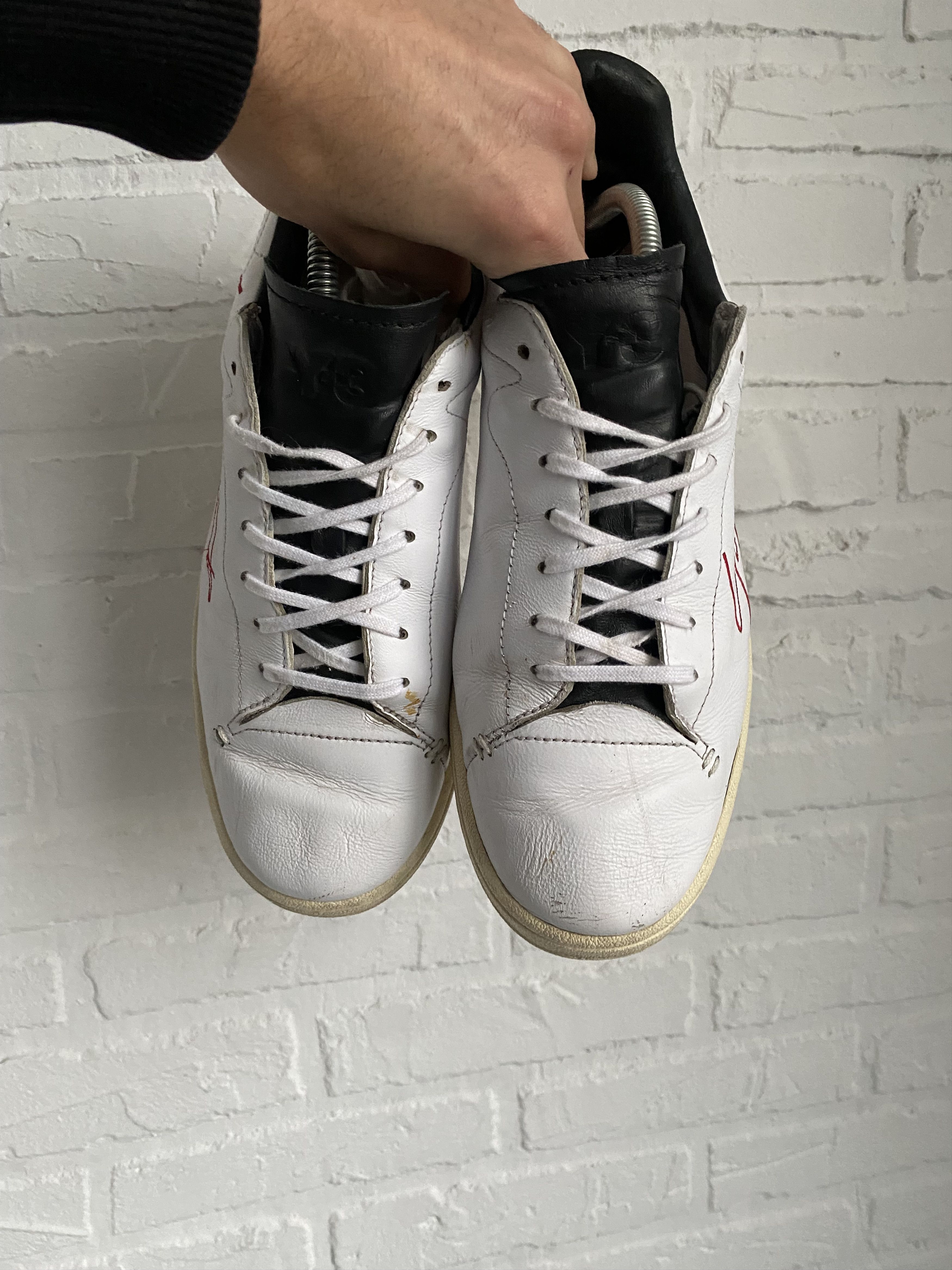 Y-3 × Yohji Yamamoto y-3 x Yohji Yamamoto court embroidered logo sneakers Size US 9 / EU 42 - 3 Thumbnail