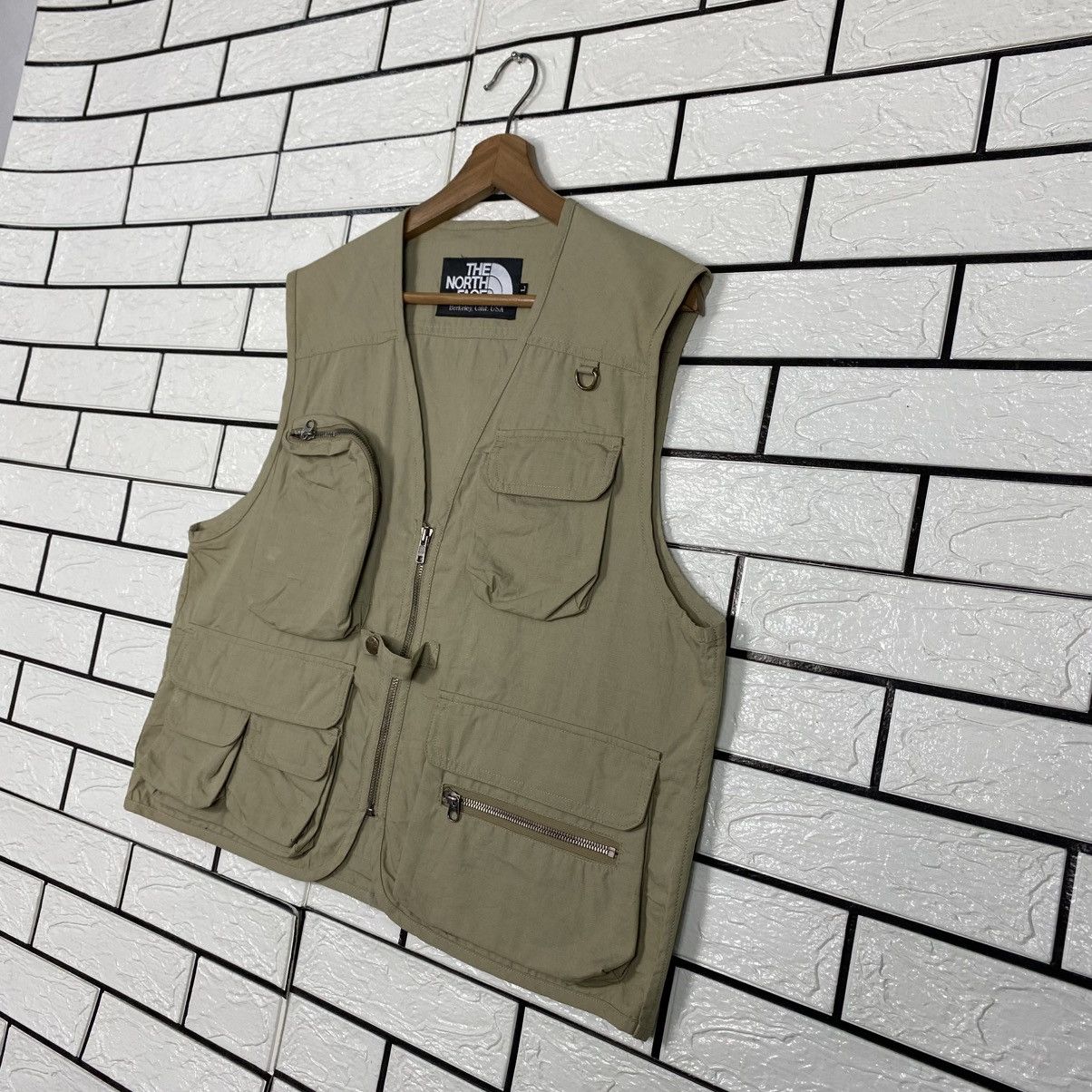 The North Face Vintage Vest Jacket The North Face Utility Multi Pocket Size US L / EU 52-54 / 3 - 3 Thumbnail