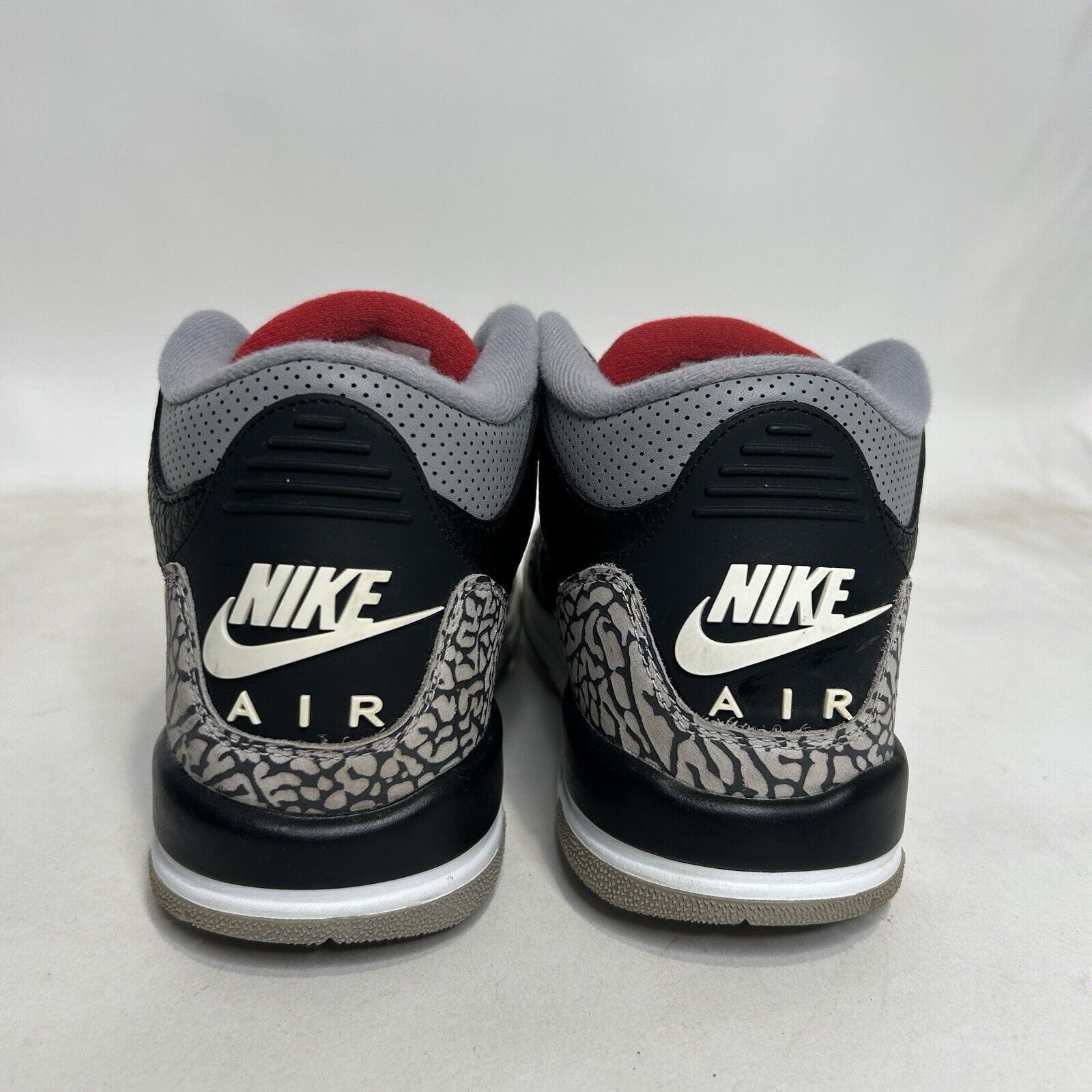 Nike Nike Shoes Air Jordan Retro 3 BG “Black Cement” 2018 Size US 8.5 / IT 38.5 - 5 Thumbnail