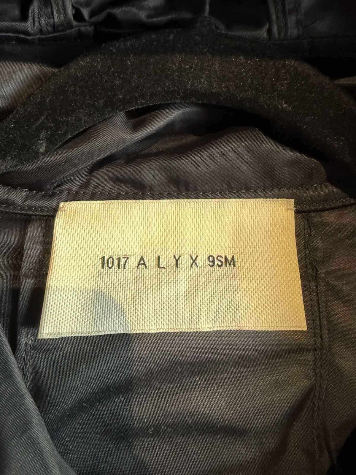 1017 ALYX 9SM 1017 ALYX 9SM Black Nylon Hooded Jacket Size US XXL / EU 58 / 5 - 9 Thumbnail