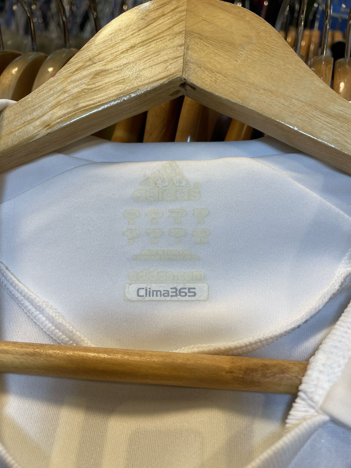 Adidas × Vintage 2009 Real Madrid CR7 Home Kit Size US L / EU 52-54 / 3 - 5 Thumbnail
