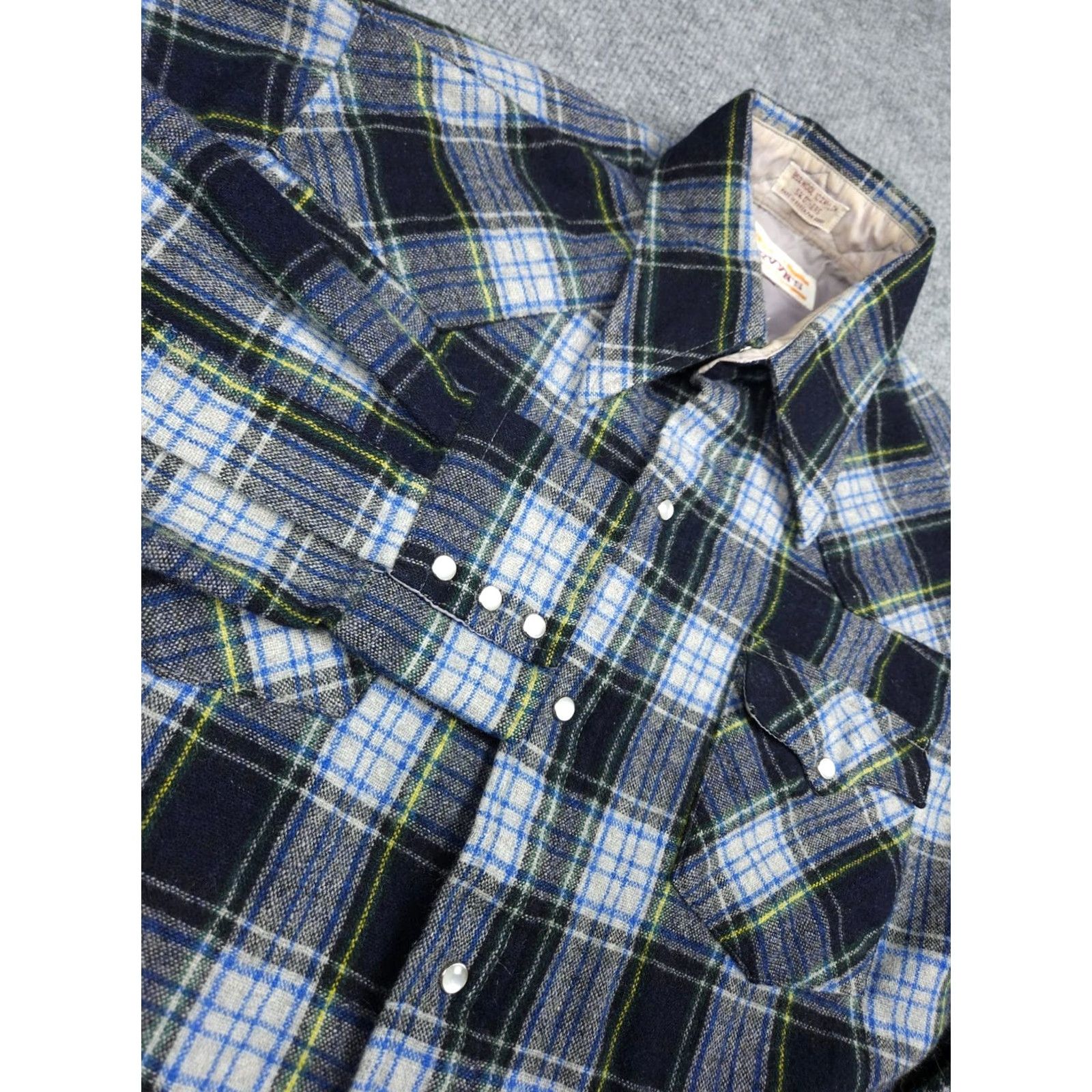 Vintage VINTAGE Mervyn's Pearl Snap Shirt Men's Large Plaid WOOL BLEND Size US L / EU 52-54 / 3 - 2 Thumbnail
