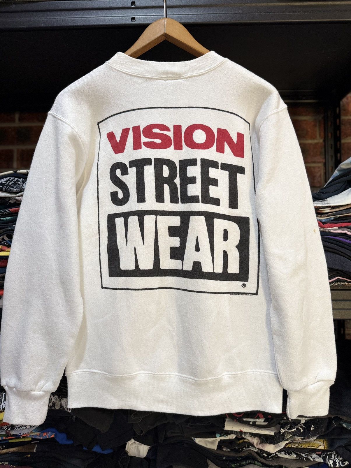 Vision Streetwear Vintage 80s Vision Streetwear Skateboard Backhit Logo Size US M / EU 48-50 / 2 - 2 Thumbnail