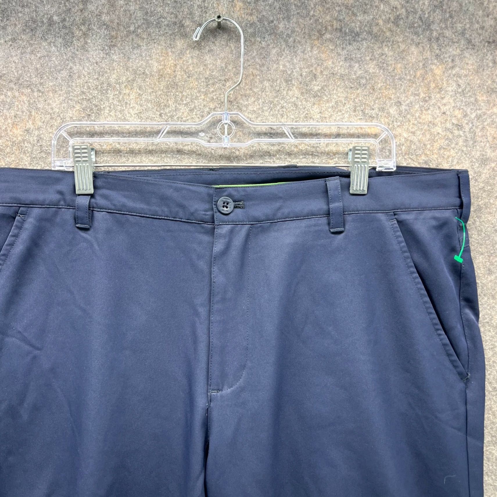 Izod Izod Pants Men 38x32 Chino Flat Front Athletic Black Jeans? (Note: "Jeans" not in original) Size US 38 / EU 54 - 7 Thumbnail