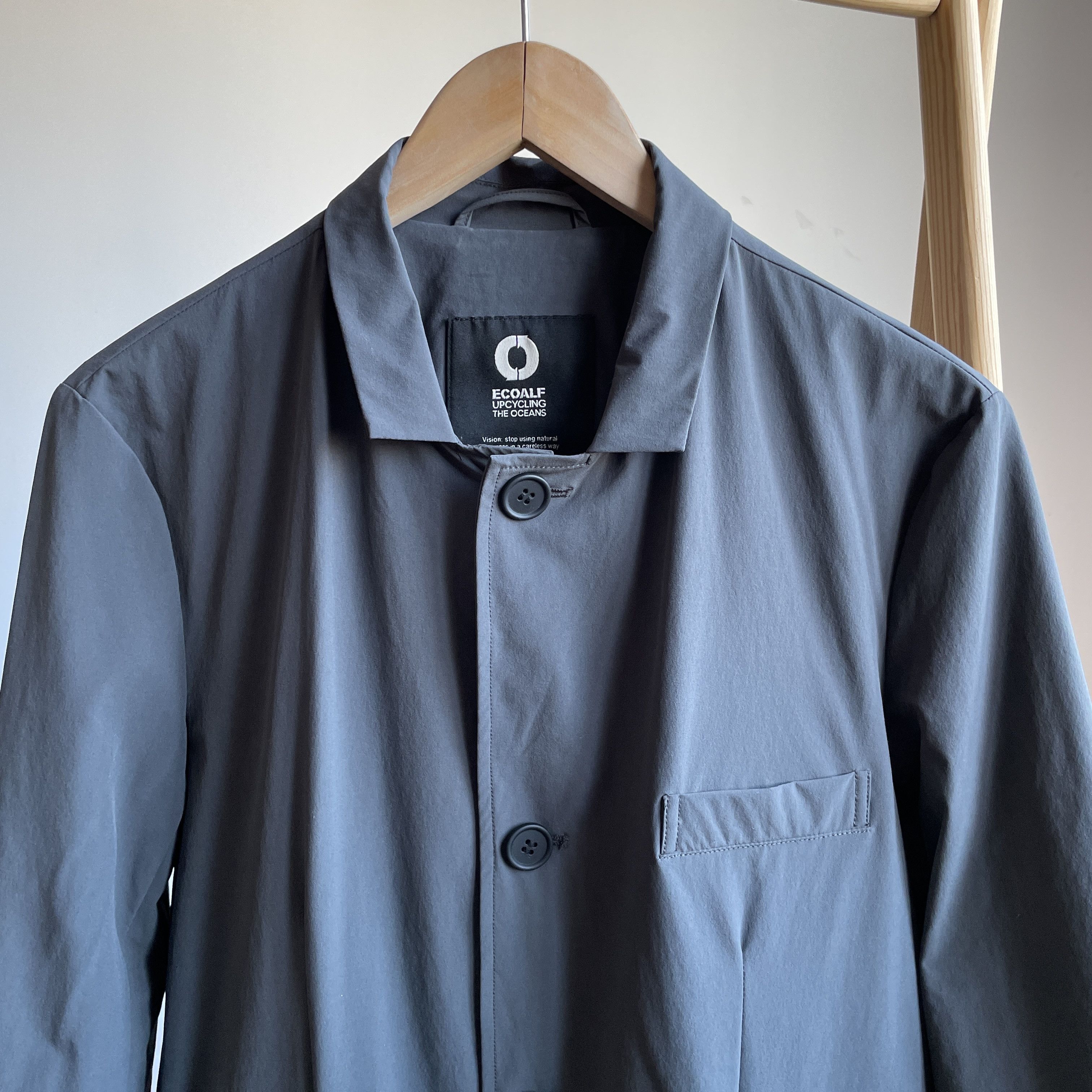 ECOALF Ecoalf Lightweight Recycled Nylon Coat Size S Size US S / EU 44-46 / 1 - 5 Thumbnail