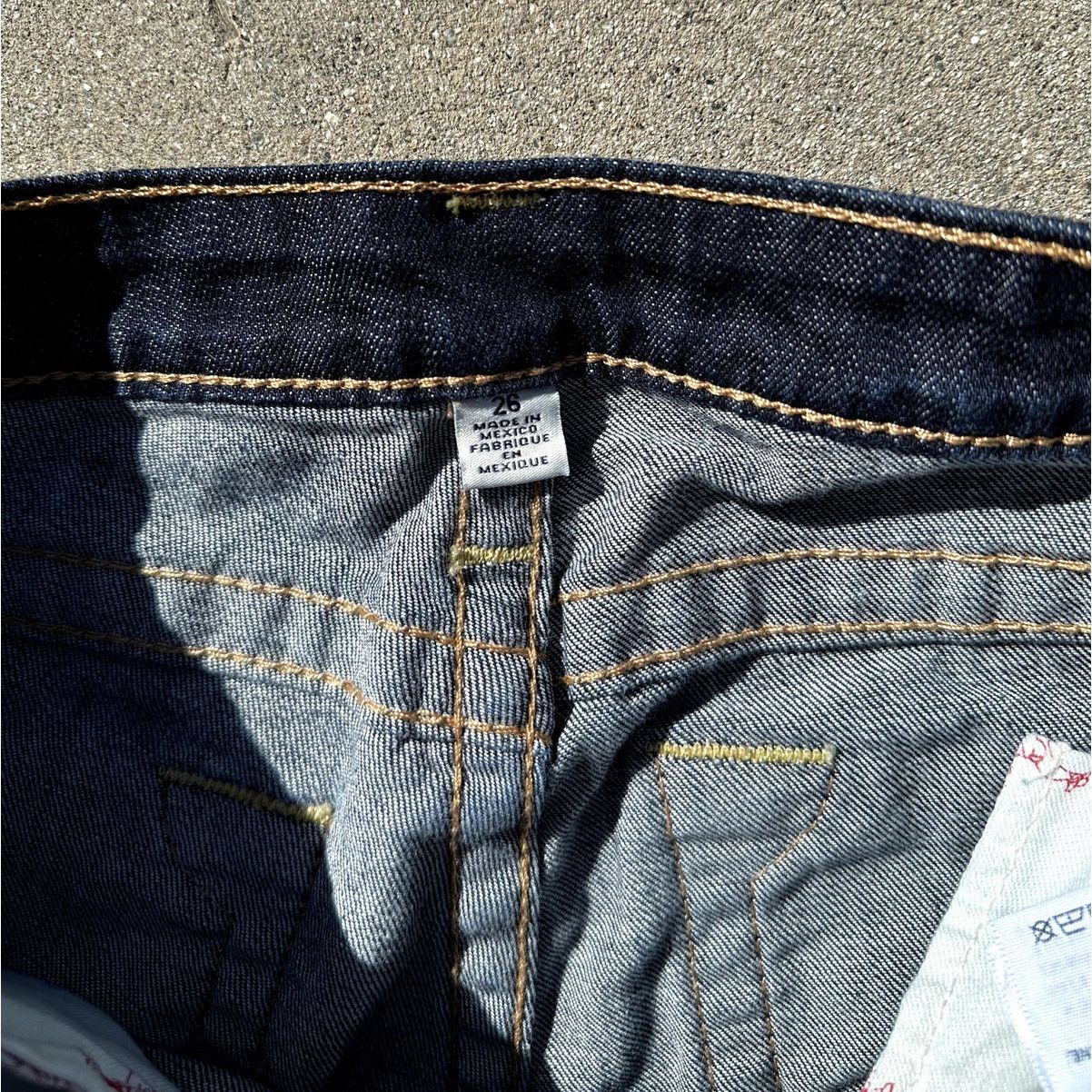 True Religion True Religion Women’s Jeans World Tour Low Distressed Size 26" / US 2 / IT 38 - 6 Thumbnail