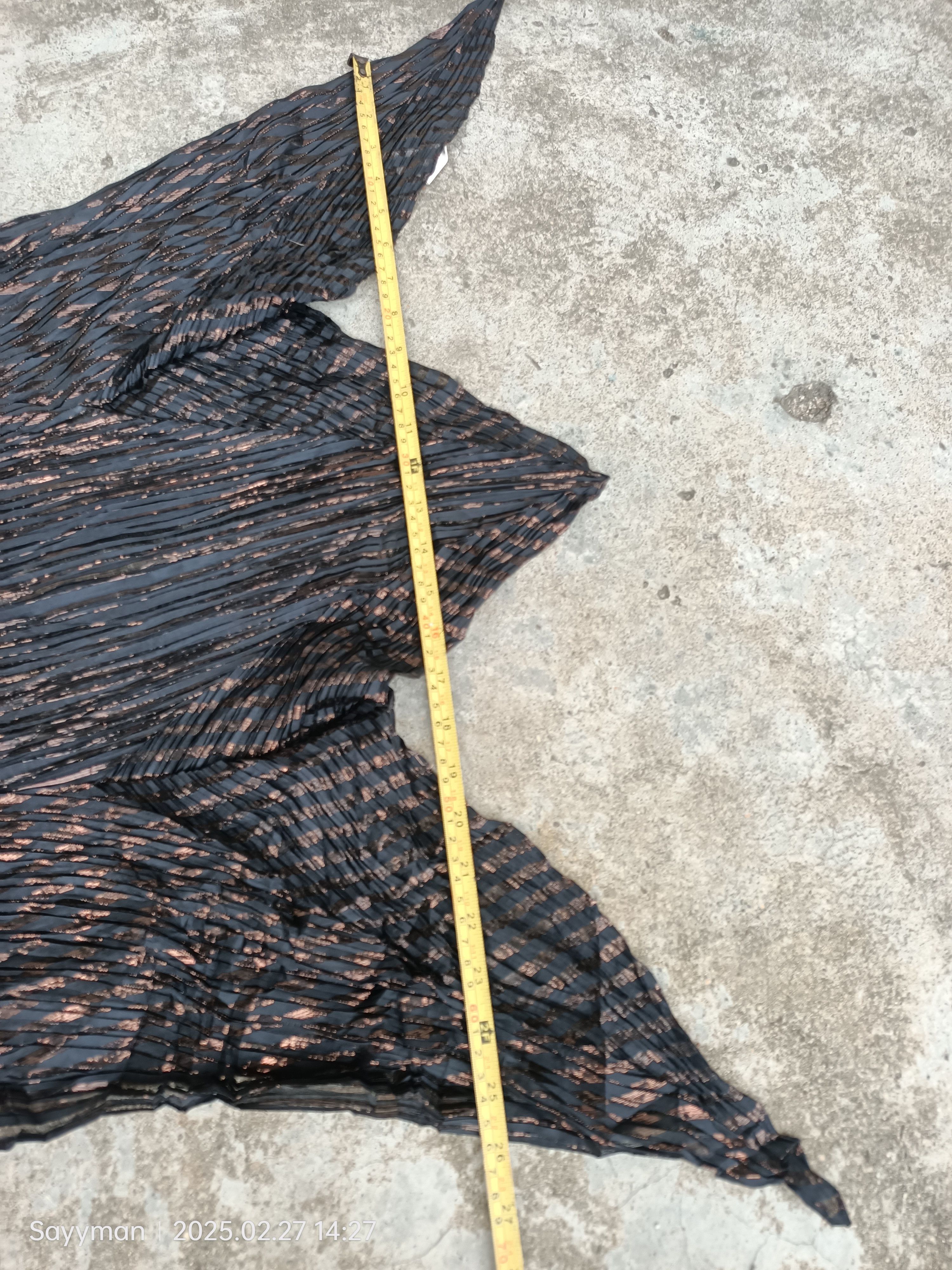 Issey Miyake Issey Miyake Scarf / Muffler / Neckwear - Size ONE SIZE - 8 Thumbnail