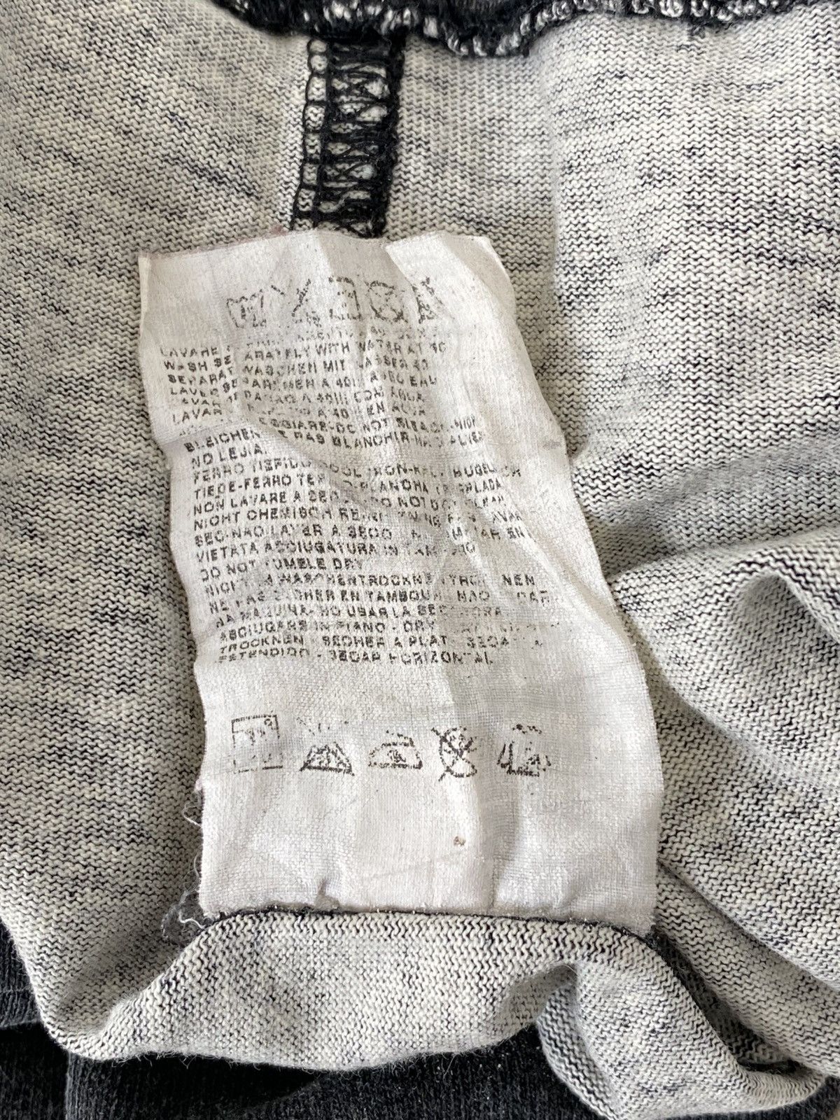 Stone Island 2006 Stone Island Spellout Tshirt Size US M / EU 48-50 / 2 - 15 Thumbnail