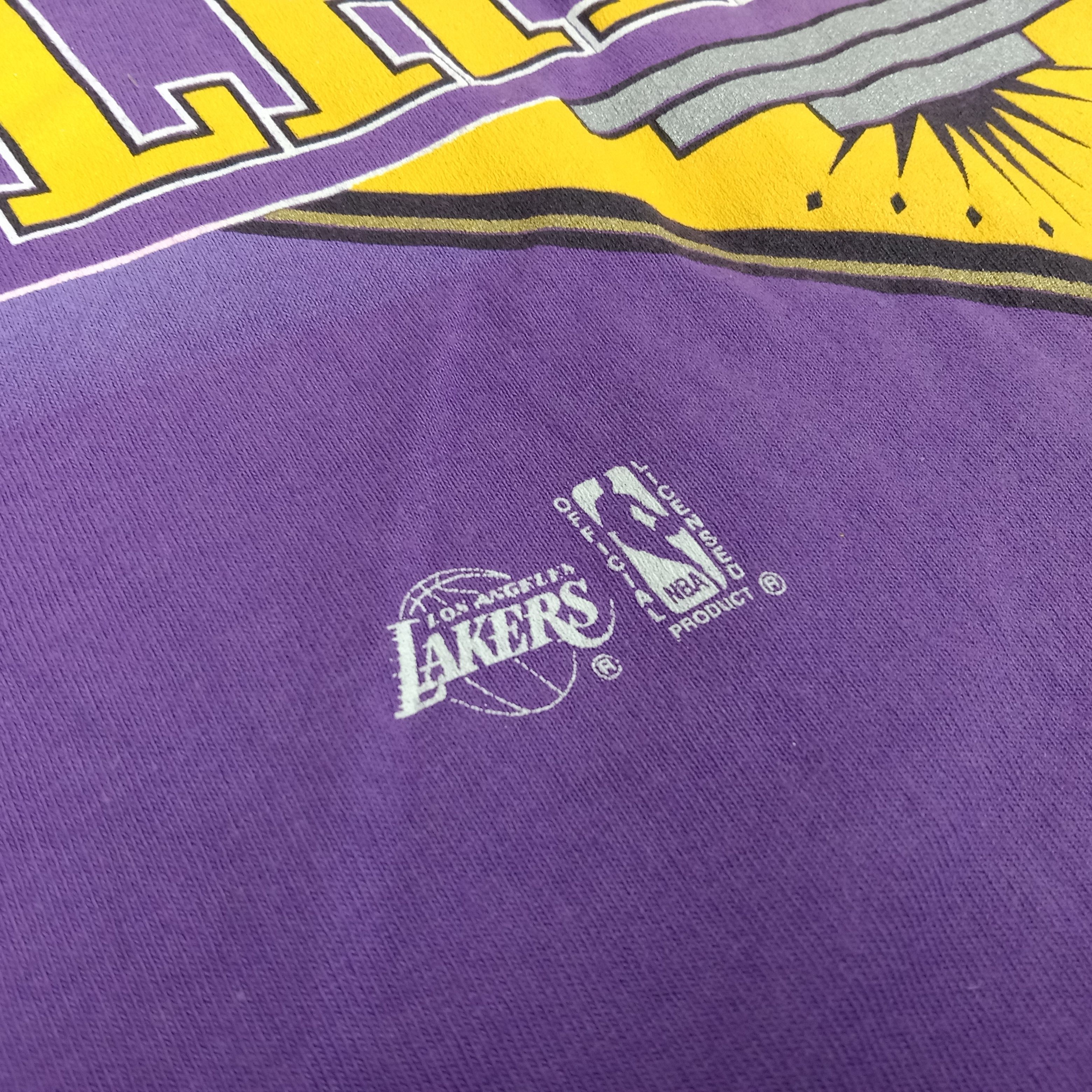 NBA × Vintage Los Angeles Lakers American Sports Basketball Vintage Tshirt Size US S / EU 44-46 / 1 - 3 Thumbnail