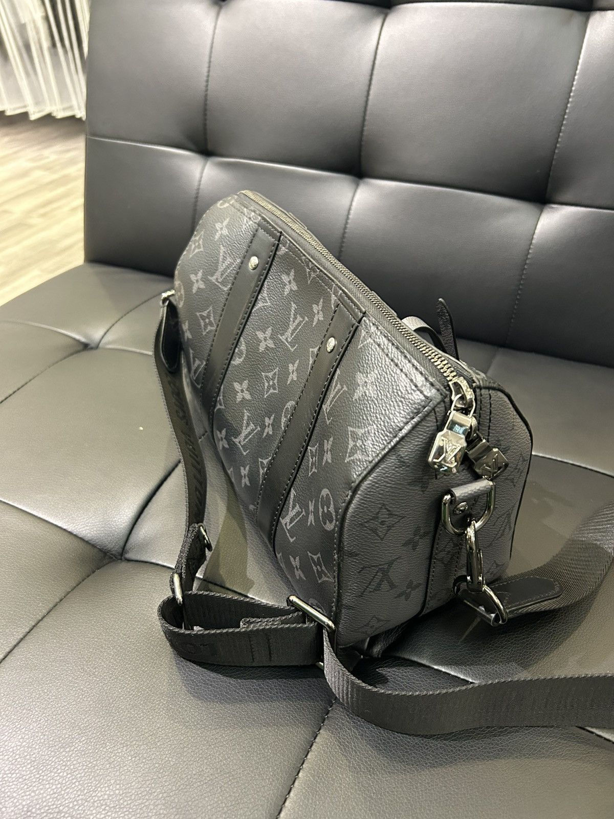 Louis Vuitton Louis Vuitton City Keepall Shoulder Bag Size ONE SIZE - 4 Thumbnail
