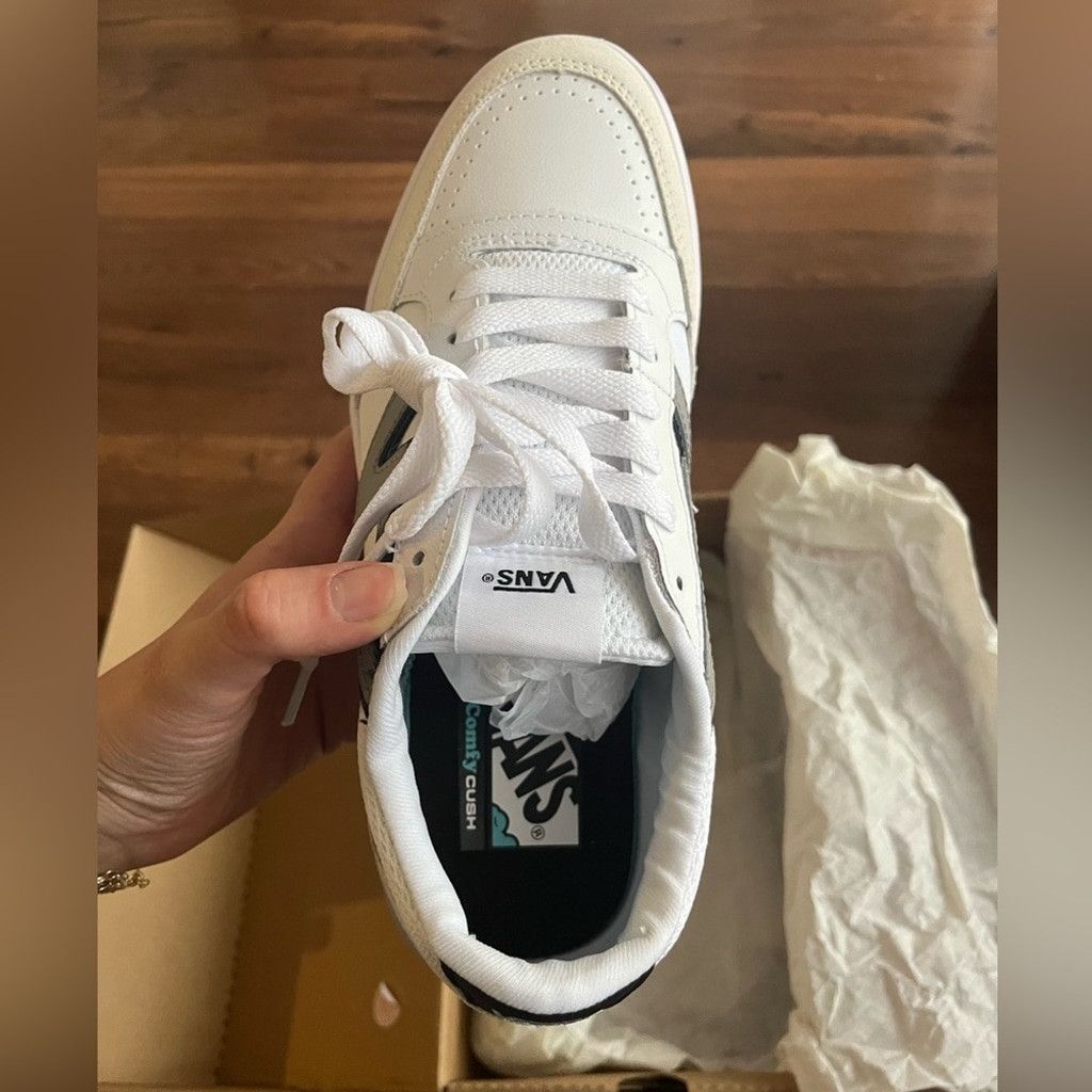 Vans NWT Vans Lowland CC Sneakers Size US 6.5 / EU 39-40 - 6 Thumbnail