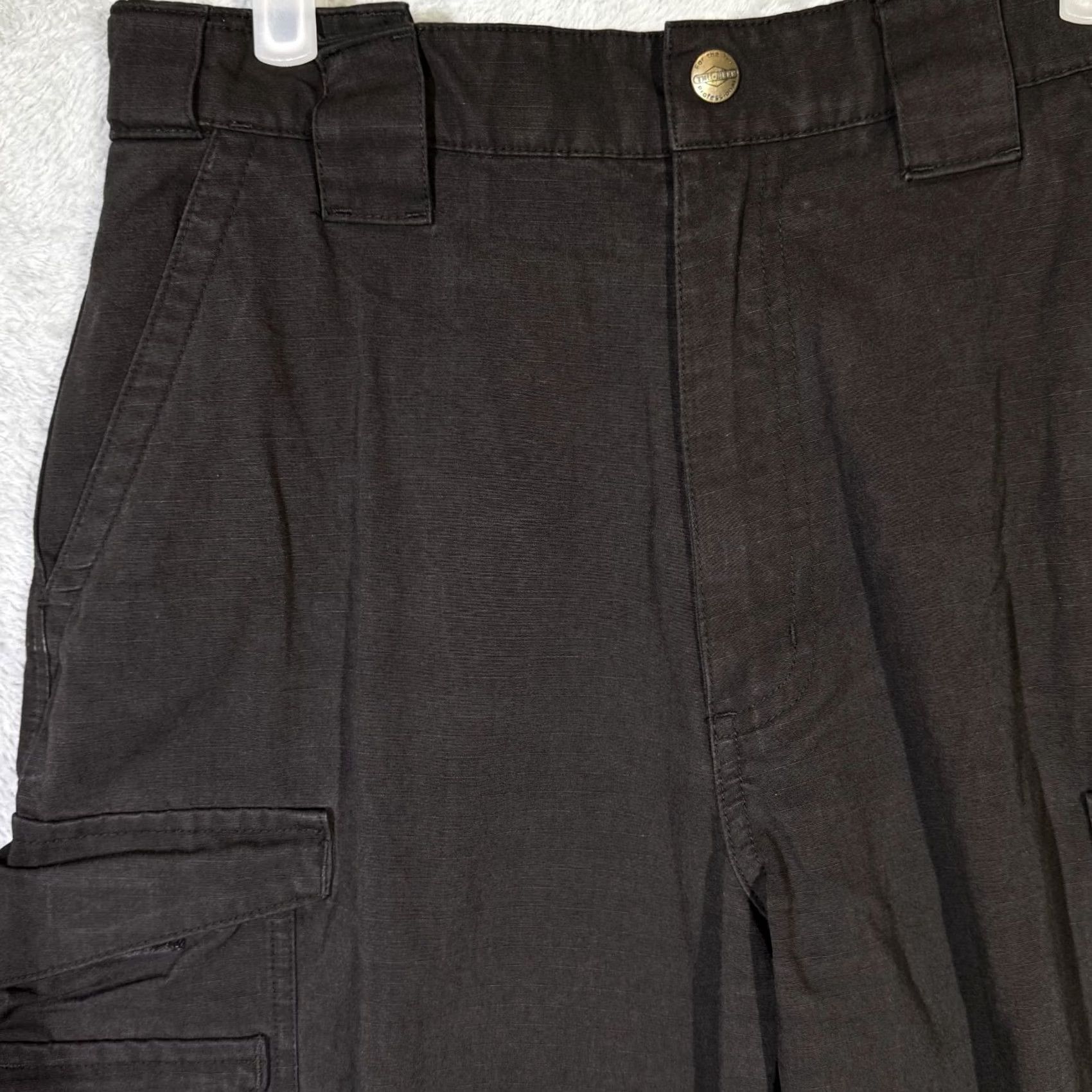 Vintage Tru-Spec Mens Tactical Cargo Pants Black 32x32 Cargo Pants High Rise Straight Leg Men’s Regular Size 32 Black Size US 32 / EU 48 - 3 Thumbnail
