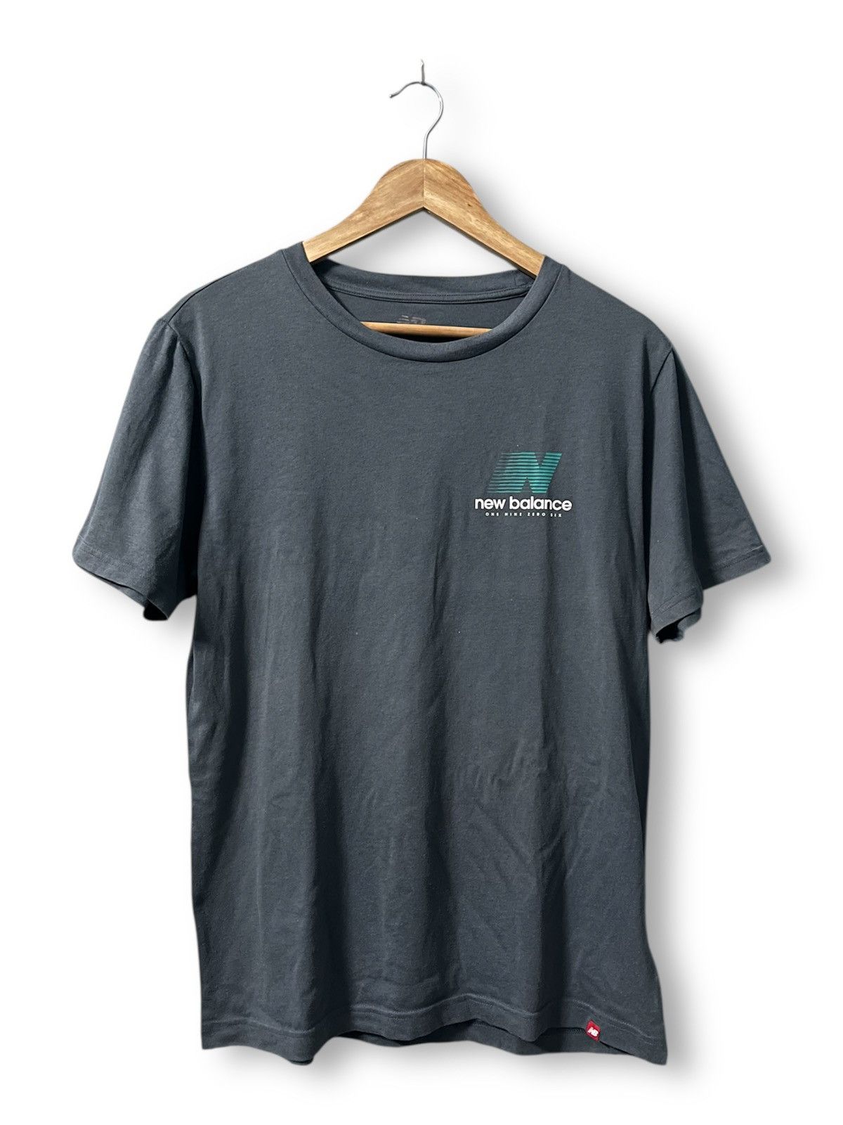 New Balance New balance 1906 Grey Short Sleeve Shirt Basic Simple Plain Size US M / EU 48-50 / 2 - 1 Thumbnail