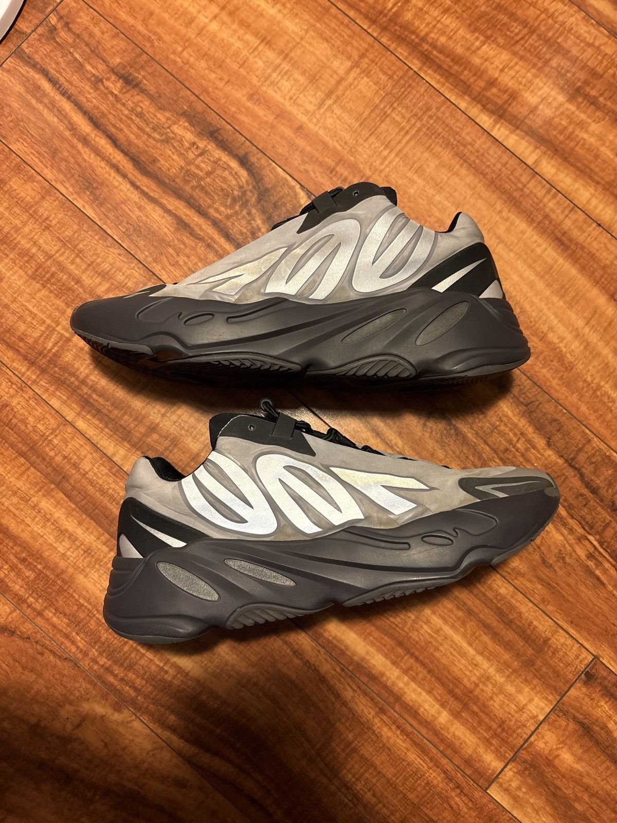 Yeezy Adidas Yeezy Boost 700 MNVN "Metallic" Size US 10 / EU 43 - 2 Thumbnail