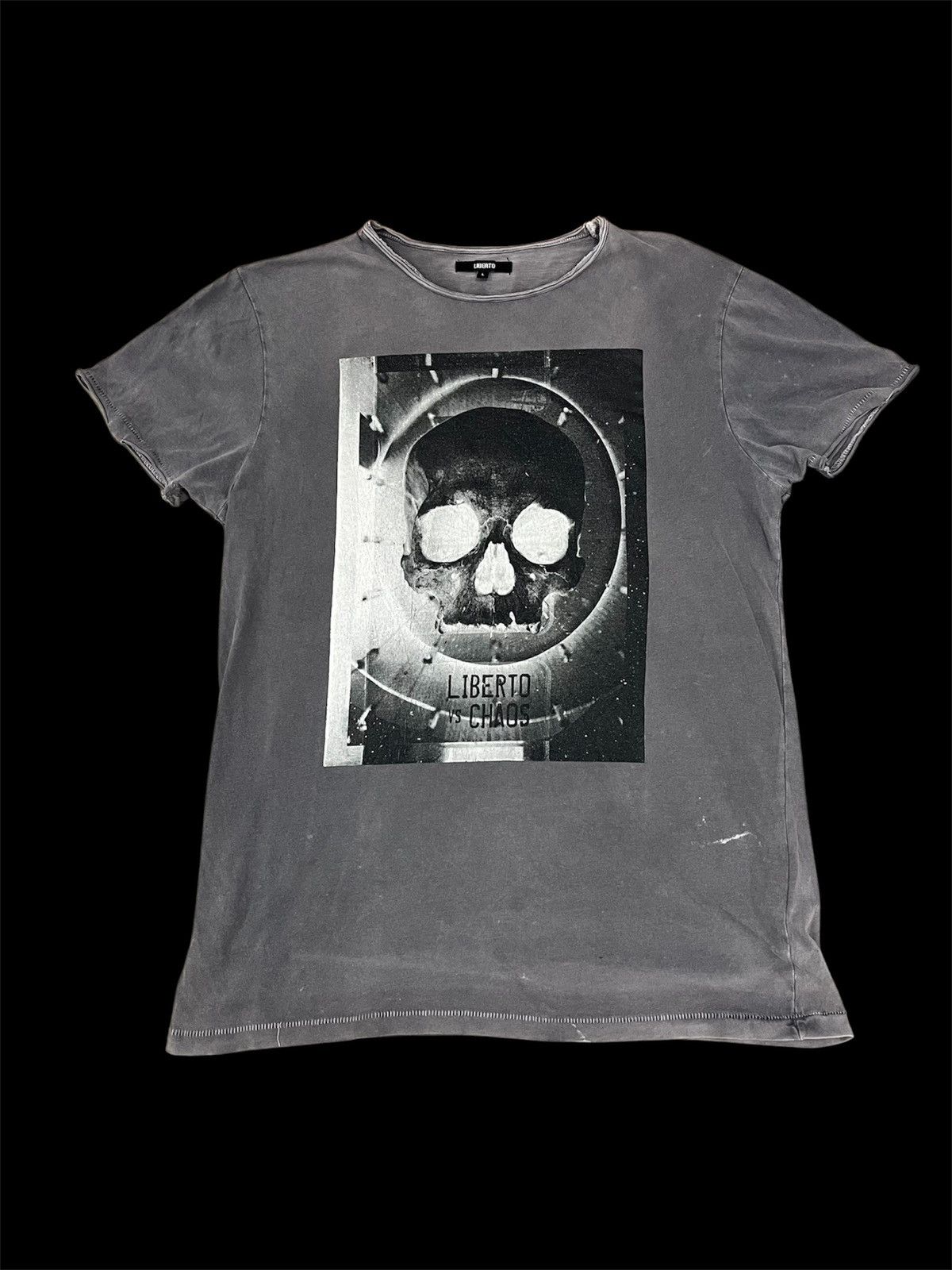 Distressed Liberto Big Skull Tee