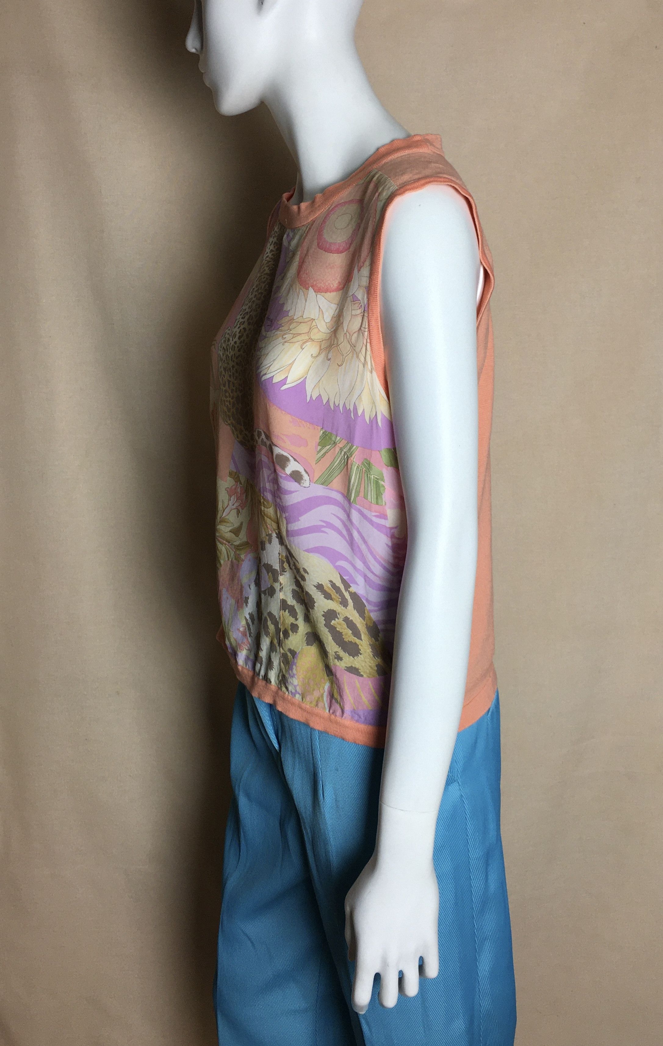 Salvatore Ferragamo Salvatore Ferragamo Silk Cotton Jungle Print Top Size M Size M / US 6-8 / IT 42-44 - 2 Thumbnail