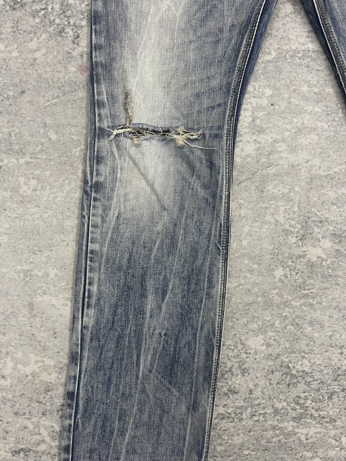 Diesel Diesel Krooley 0813Z Regular Slim-Carrot Distressed Jeans Size US 30 / EU 46 - 2 Thumbnail