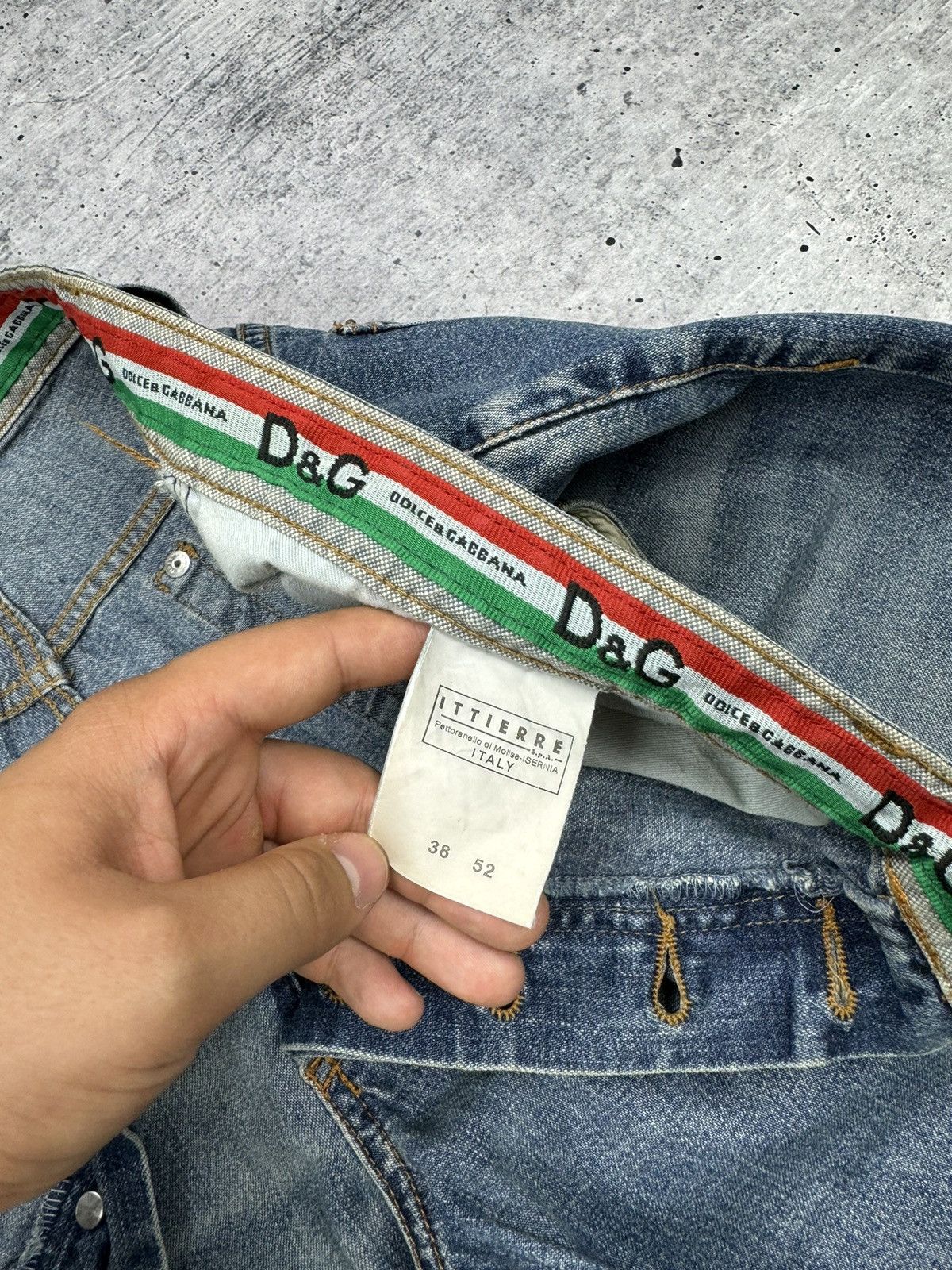 Dolce & Gabbana × Vintage Vintage Dolce&Gabbana 90s Blue Stonewashed Denim Jeans Pants Size US 36 / EU 52 - 13 Thumbnail