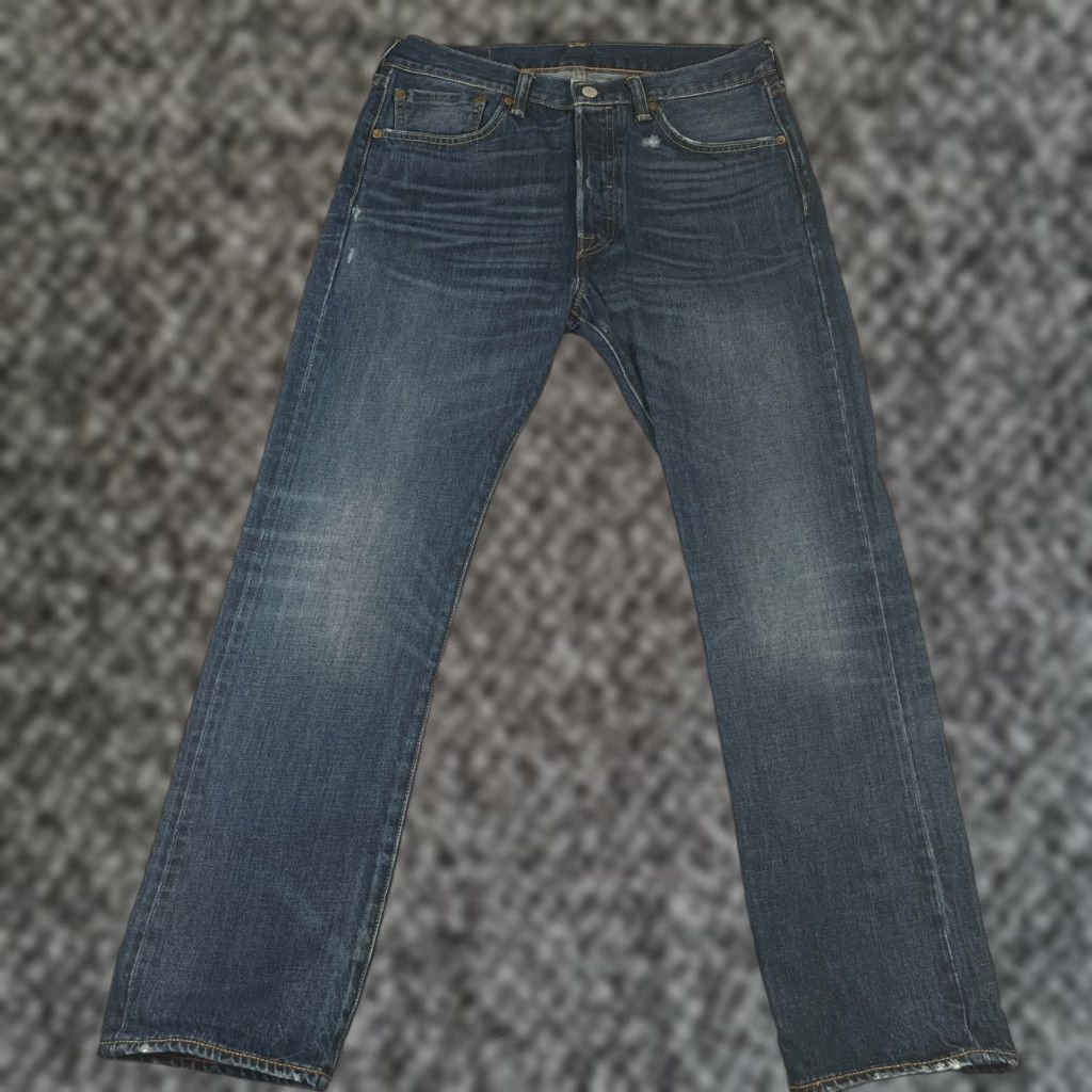 Levi's VINTAGE Levi's 501 Jeans Men 32x30 Straight Denim Dark Blue Button Fly Grunge 90s Size US 32 / EU 48 - 1 Thumbnail