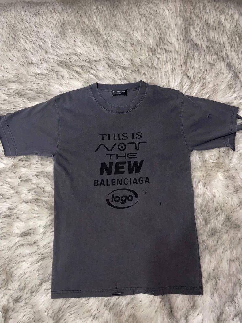 Balenciaga Balenciaga Distressed Print Short Sleeve Tee - dmc Size US S / EU 44-46 / 1 - 1 Thumbnail