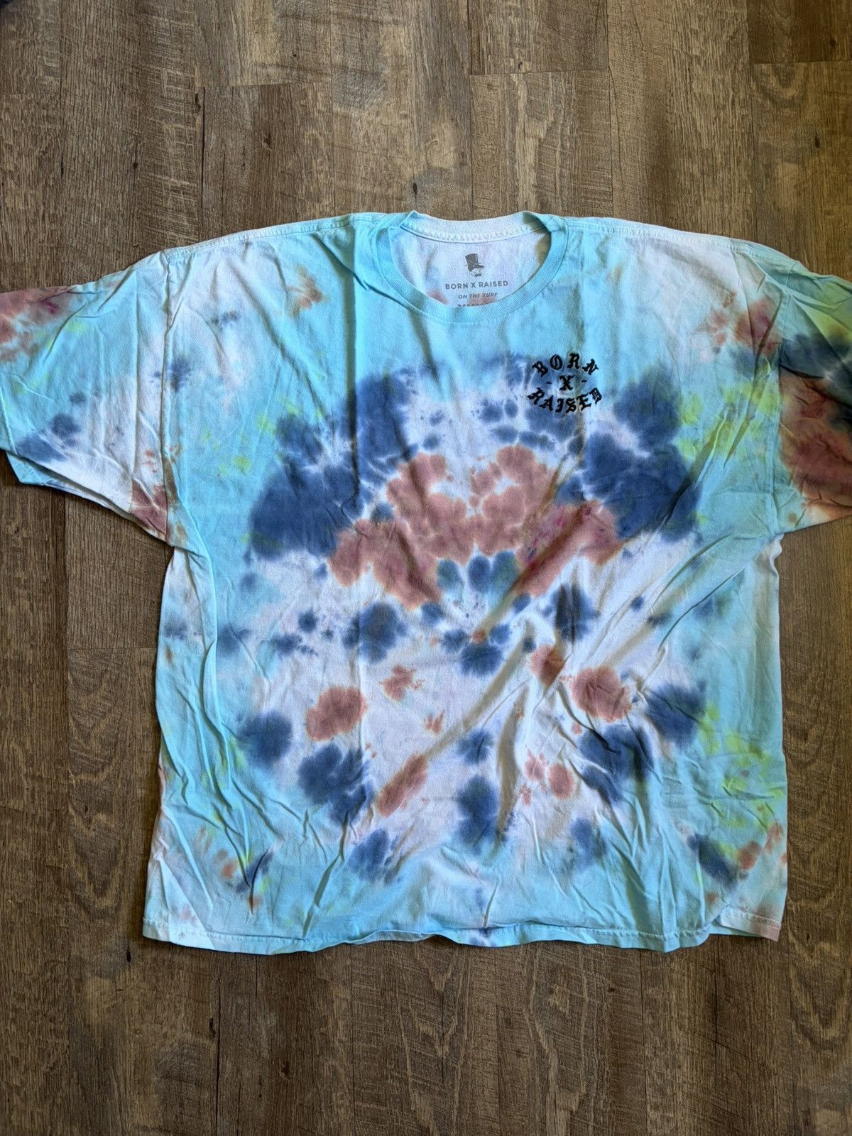 Born X Raised Born X Raised Custom tie dye embroidered Shirt Size US XXL / EU 58 / 5 - 1 Thumbnail