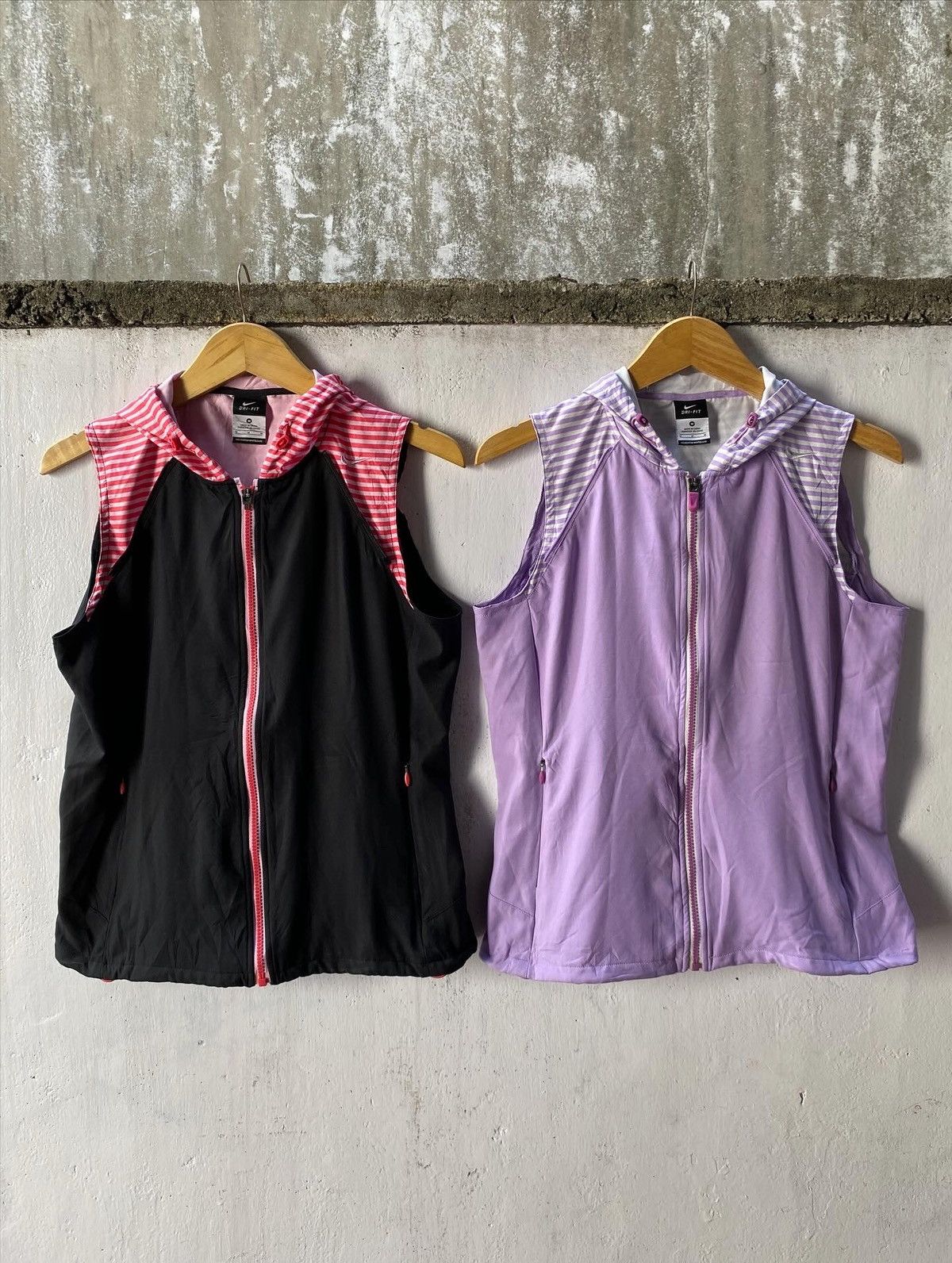 Nike Nike Womens Running/Gorpcore Hood Jacket 2 in 1 Size S / US 4 / IT 40 - 5 Thumbnail