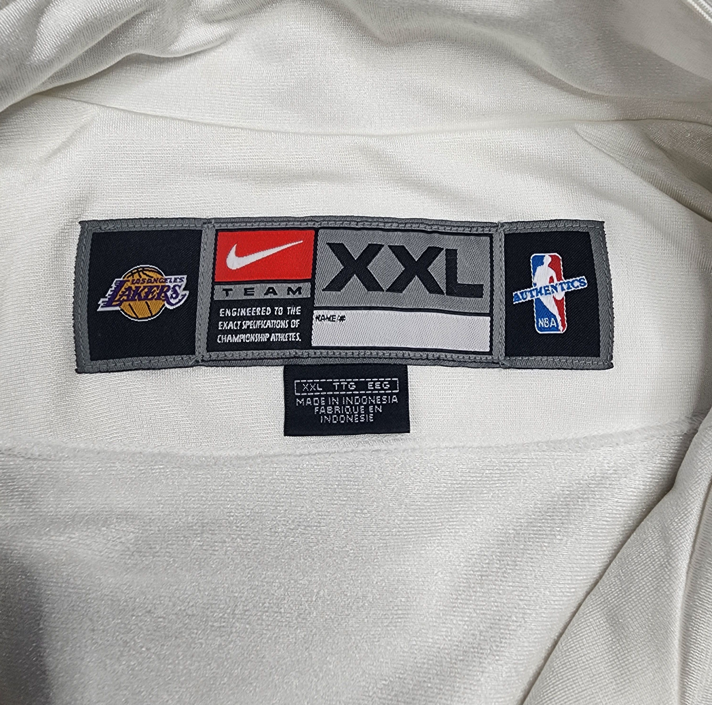 Nike Vintage 90s Nike NBA LA Lakers warm up jacket Size US XXL / EU 58 / 5 - 8 Thumbnail