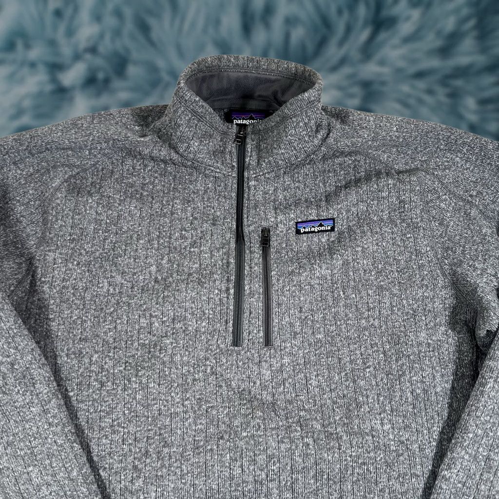 Patagonia Patagonia Sweater 2XL Mens Gray 1/4 Zip Hiking Pullover University Gorepcore Badge Logo Back Size US XXL / EU 58 / 5 - 1 Thumbnail