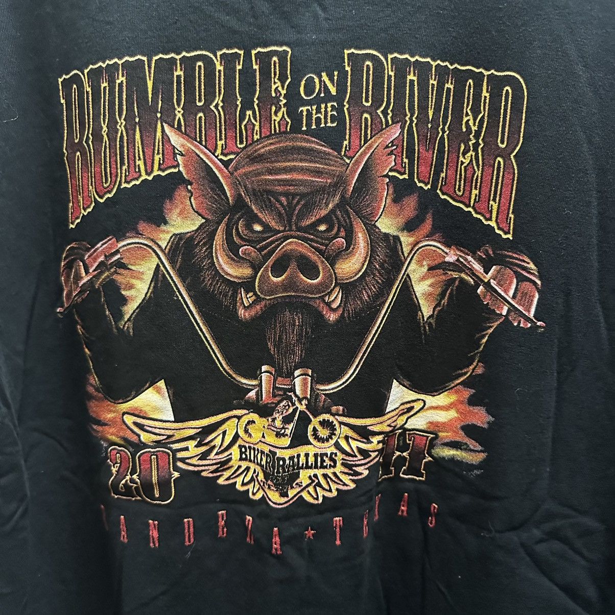 Gildan 2011 “Rumble on the River” Biker Rally T-Shirt Bandera Texas Size US L / EU 52-54 / 3 - 2 Thumbnail