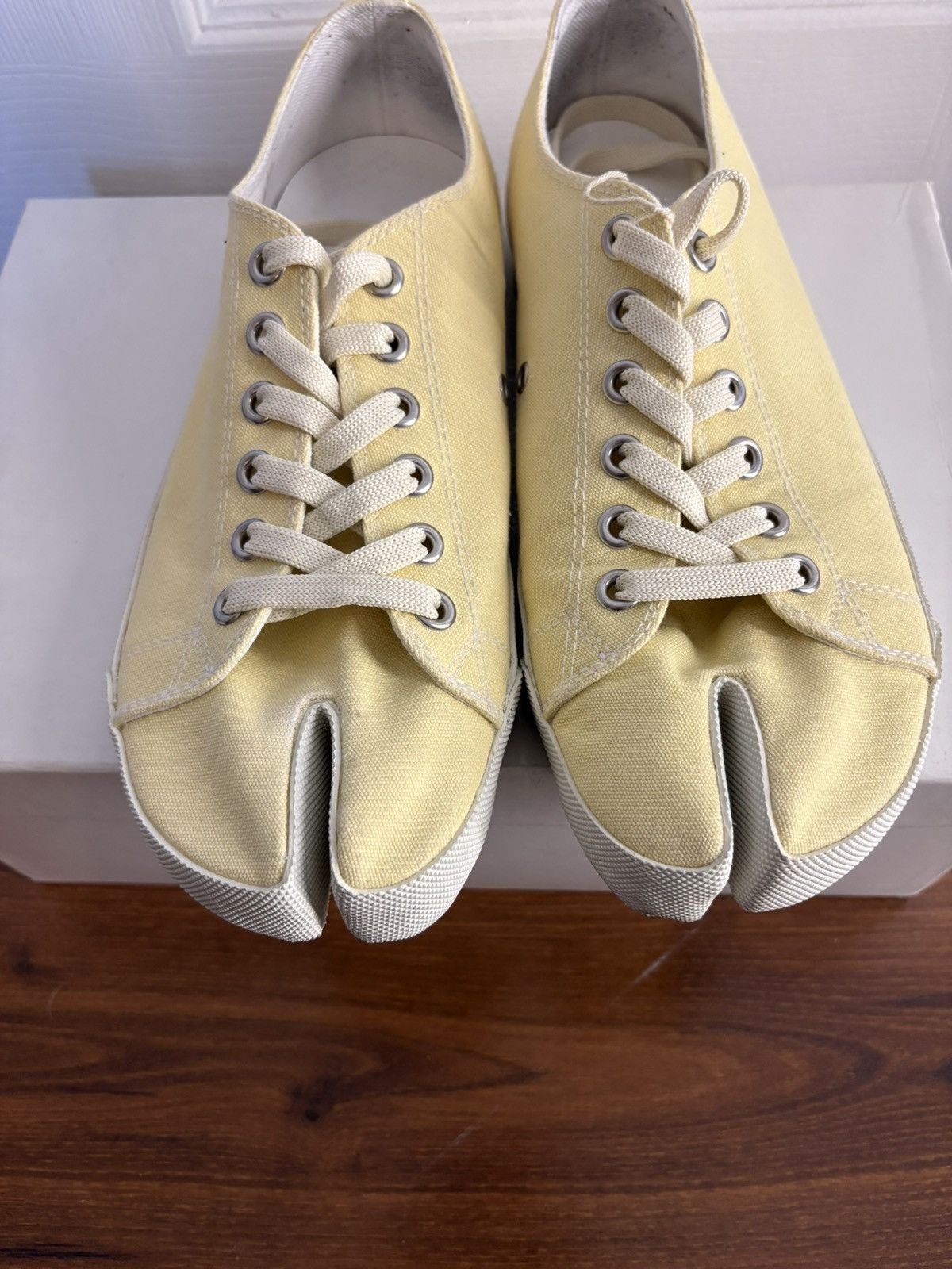 Maison Margiela Low top tabi sneaker Size US 8 / EU 41 - 4 Thumbnail