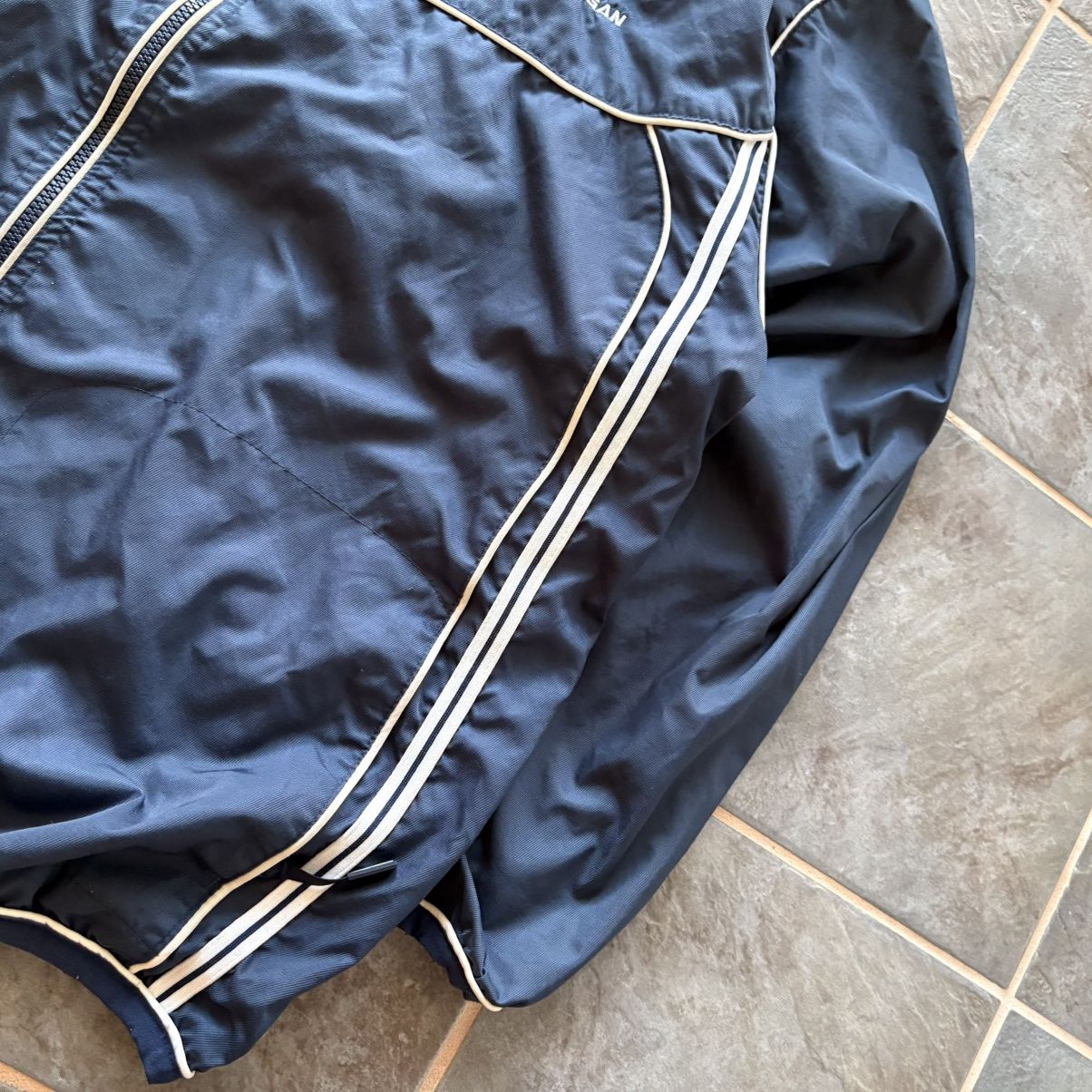 Reebok × Vintage Vintage Reebok Shawinigan windbreaker hockey size Xl Size US XL / EU 56 / 4 - 7 Thumbnail