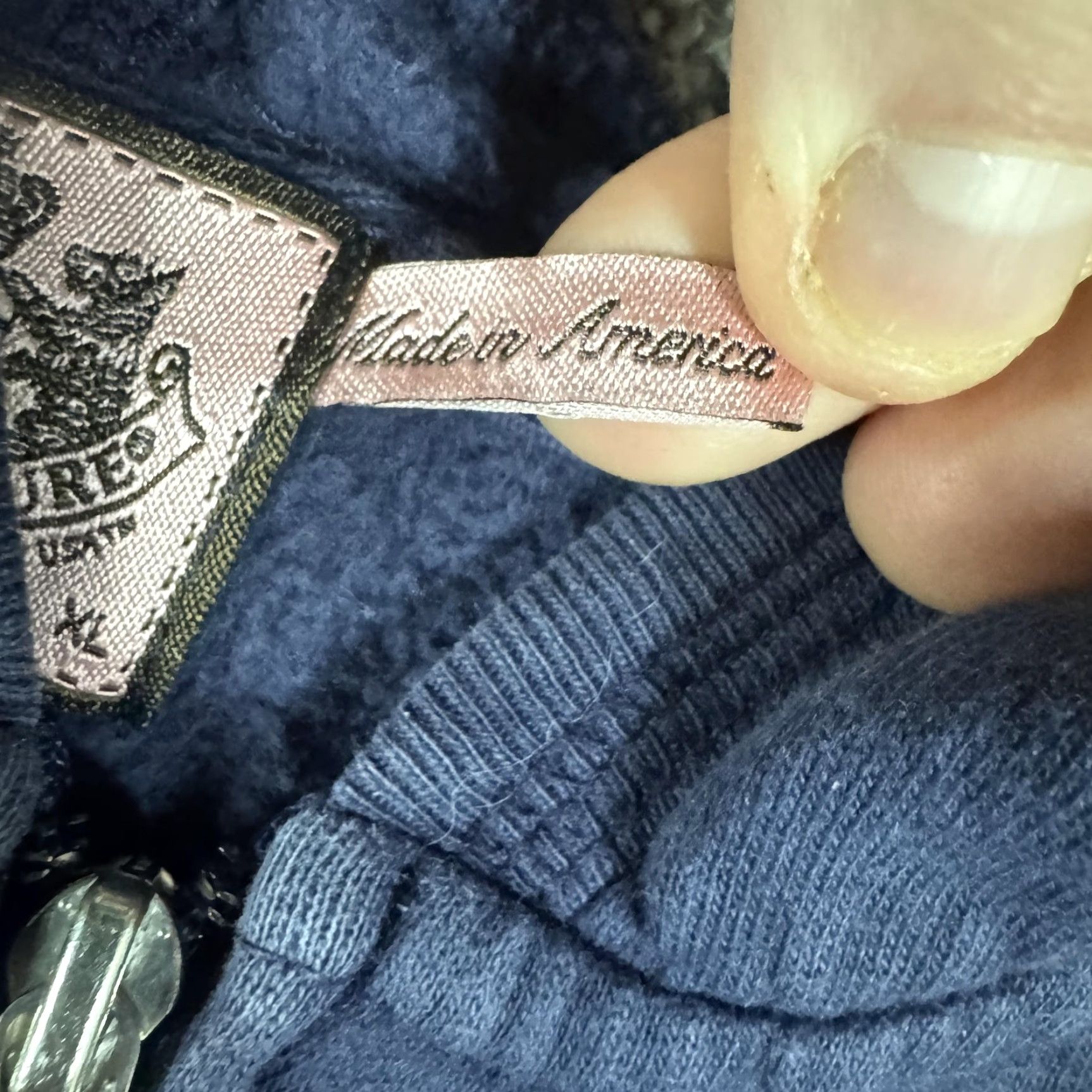 Juicy Couture Juicy Couture Hoodie Womens XL Petite Full Zip Fleece Navy Back Crown Heart Embroidered Logo Pockets Crew Neck Size XL / US 12-14 / IT 48-50 - 7 Thumbnail