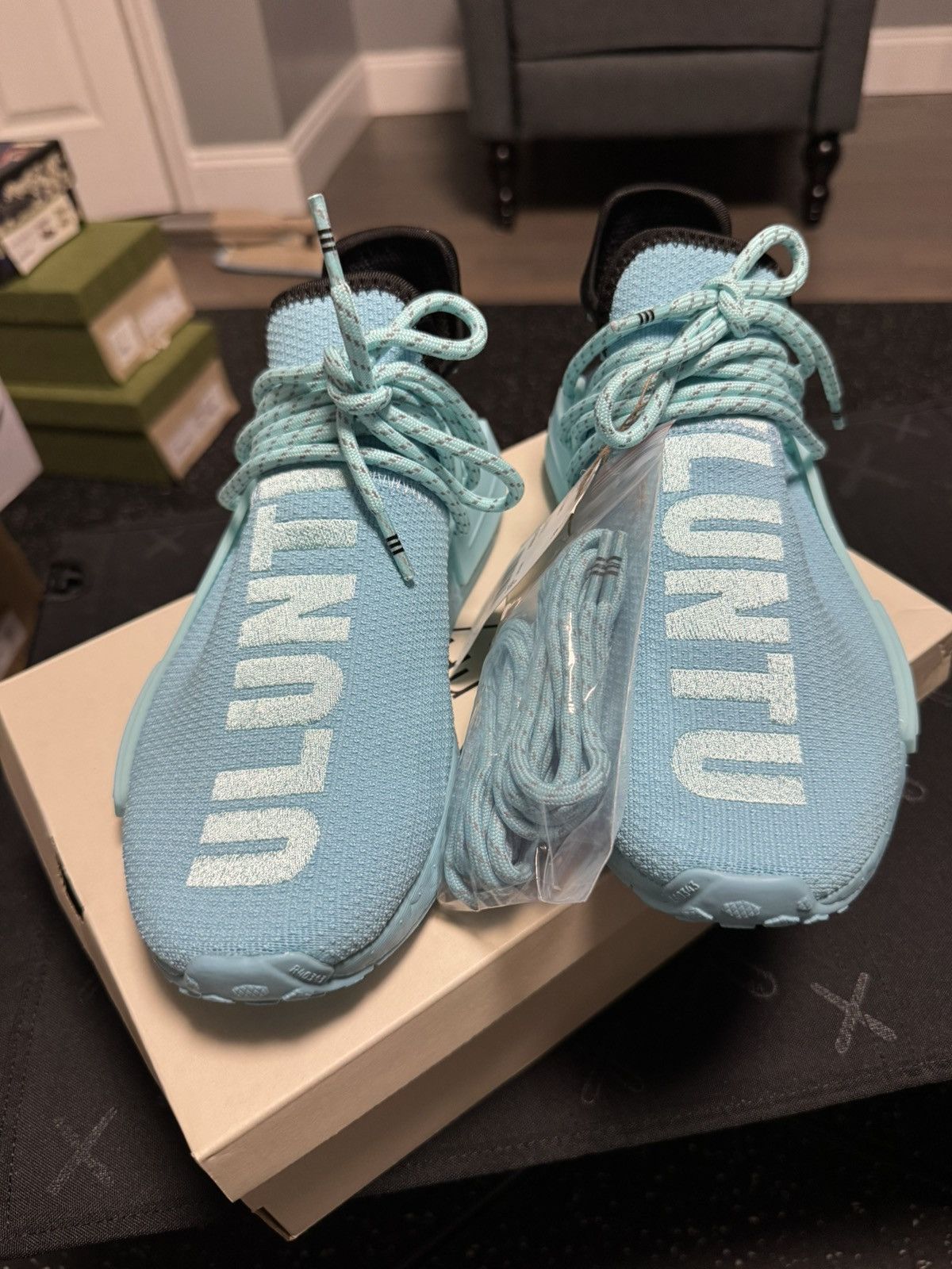 Adidas NMD Hu Pharrell Williams Clear Aqua brand new sz