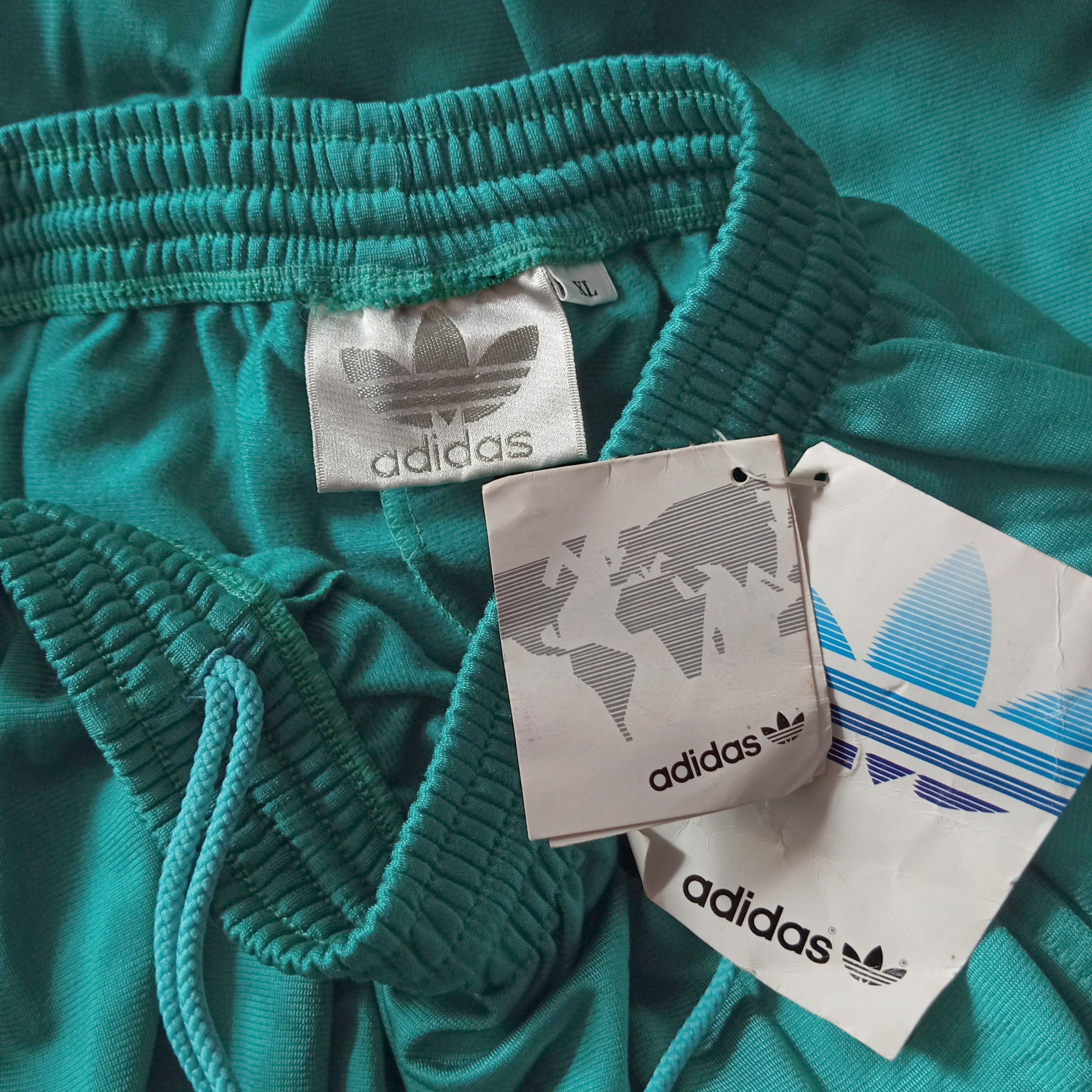 Adidas vintage adidas liverpool trackpants soccer world cup Size US 32 / EU 48 - 3 Thumbnail