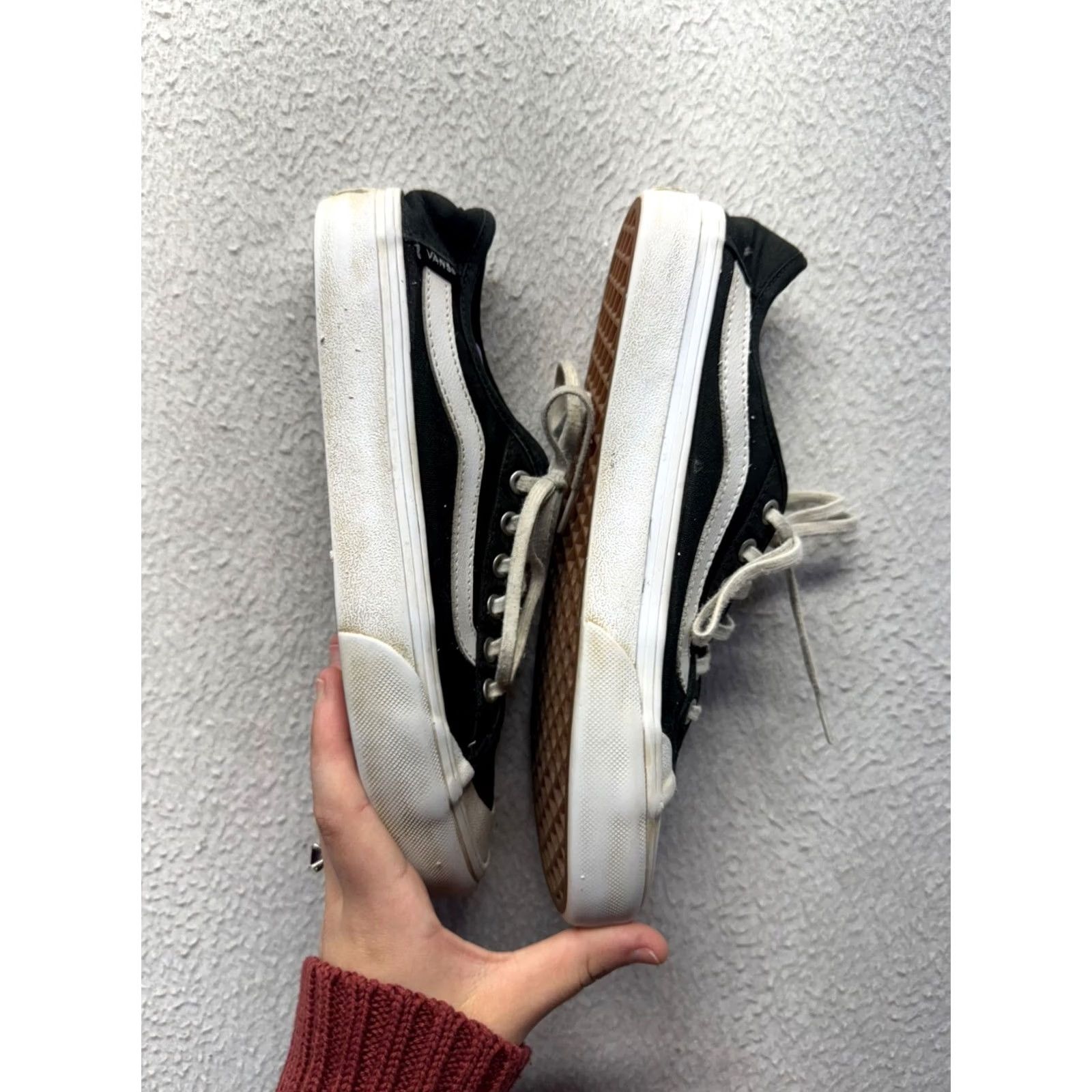 Vans VINTAGE Vans Old Skool Black & White Canvas Sneakers Size 7.5 Skater Womens Size US 8 / EU 41 - 5 Thumbnail