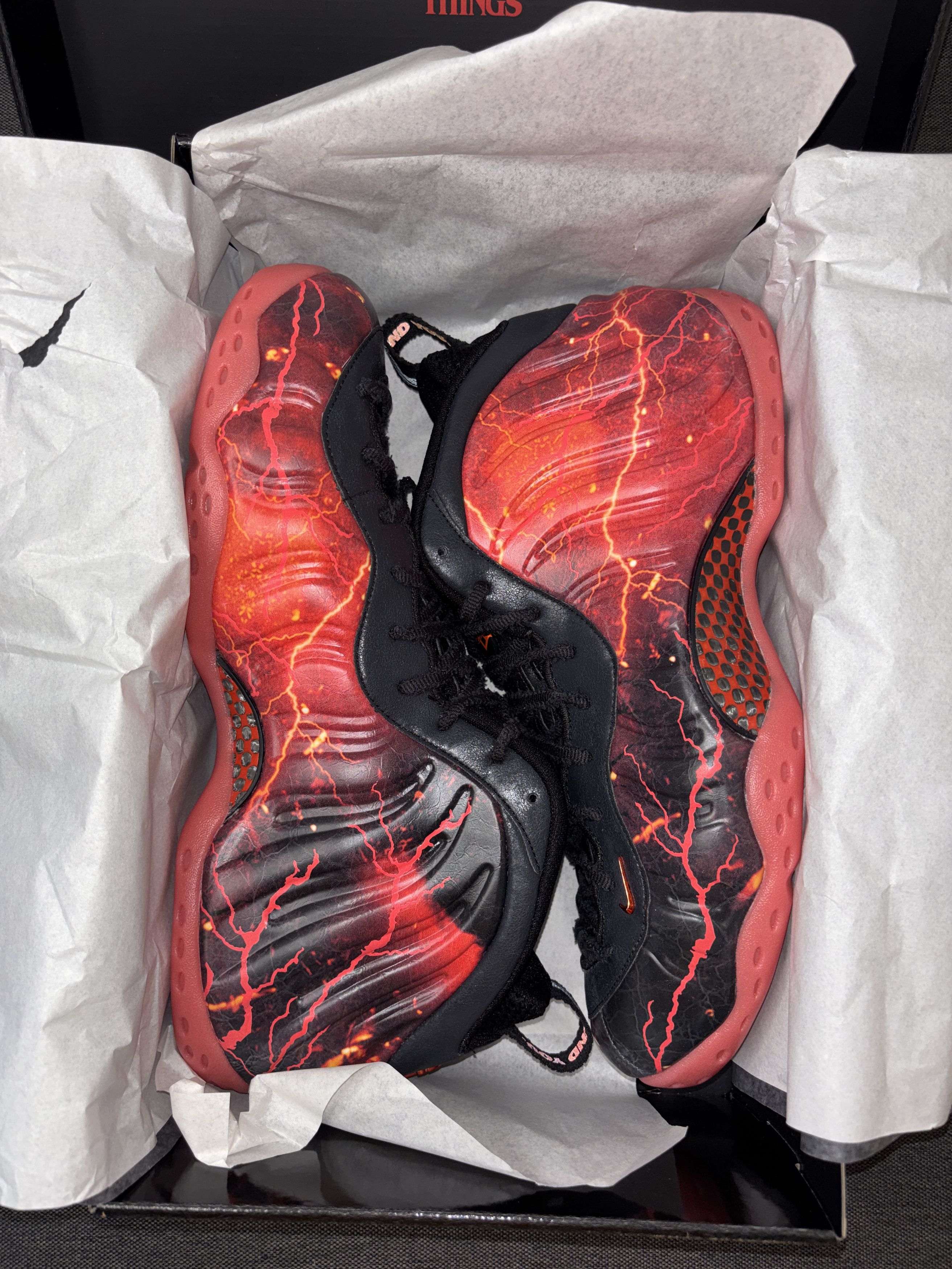 Nike Nike Air Foamposite One PRM Stranger Things 13 IR7336-001 Size US 13 / EU 46 - 5 Thumbnail