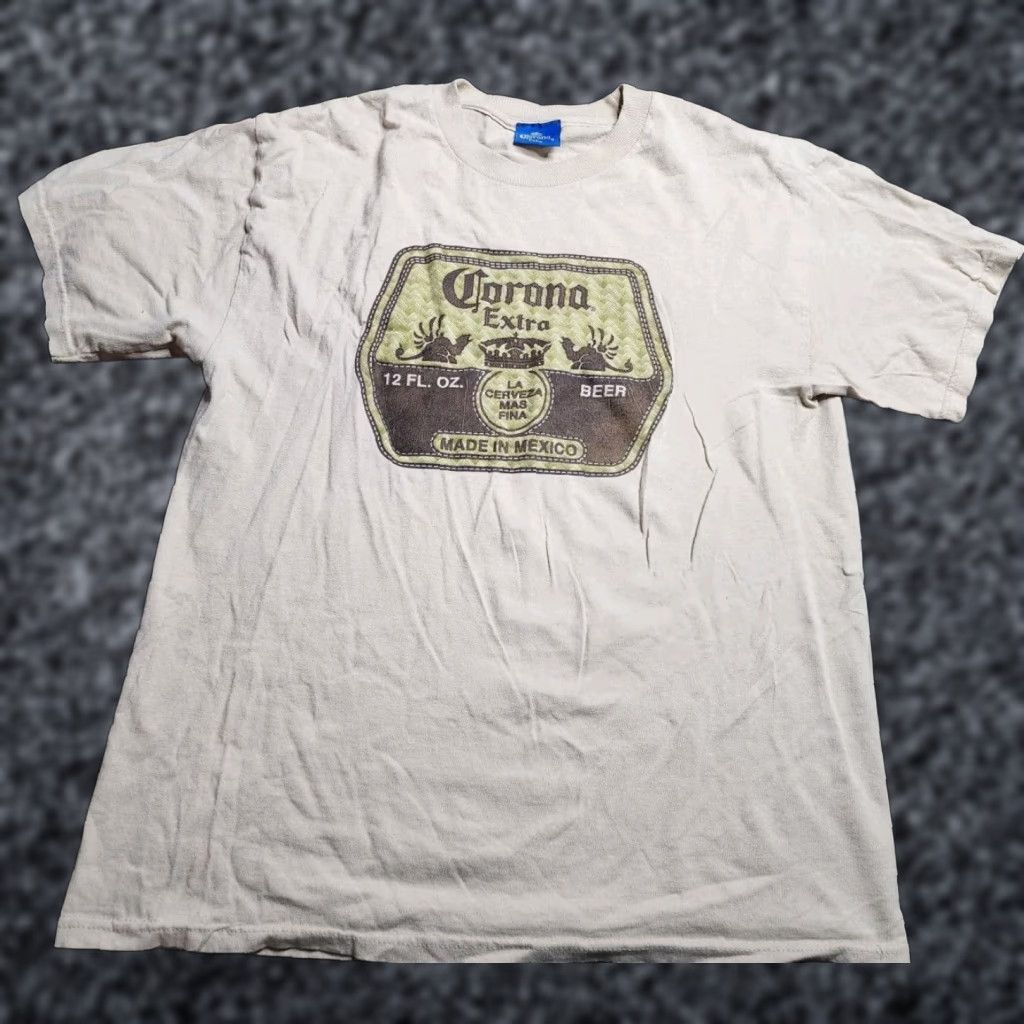 Vintage VINTAGE Corona Extra T-Shirt Beer Label Beige Short Sleeve Mens M Crew Neck 90s Theme Graphics Shirt Size US M / EU 48-50 / 2 - 1 Thumbnail