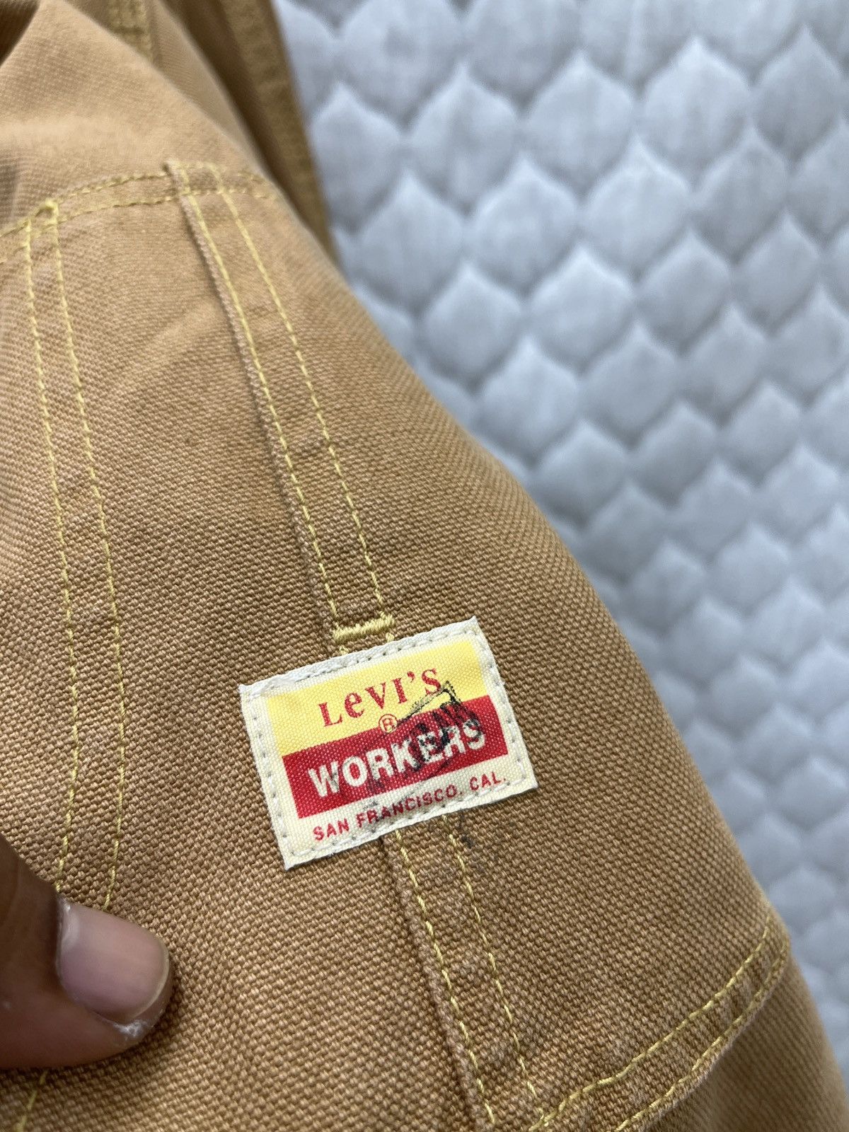 Levi's 🔥🔥🔥STEALS VINTAGE LEVIS CHORE JACKET (IRREGULAR STAMP) Size US M / EU 48-50 / 2 - 11 Thumbnail