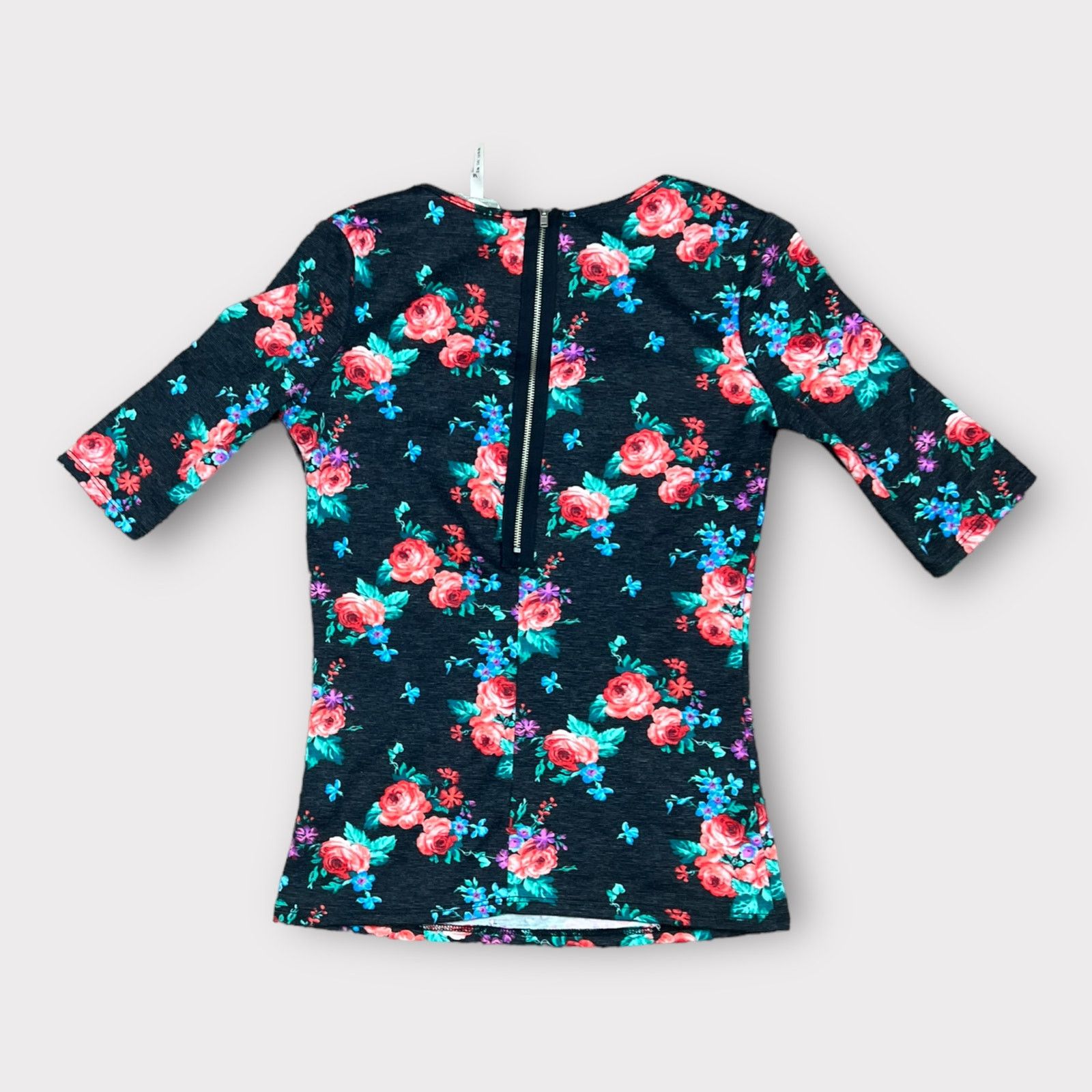 Kirra KIRRA | Floral 3/4 Sleeve Exposed Zipper Accent Top Grunge Size M / US 6-8 / IT 42-44 - 5 Thumbnail