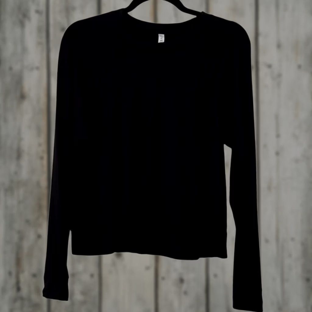Vintage LIVELY Black Women's Shirt Sweater Pullover Crewneck Long Sleeve Relaxed Fit M Size M / US 6-8 / IT 42-44 - 1 Thumbnail