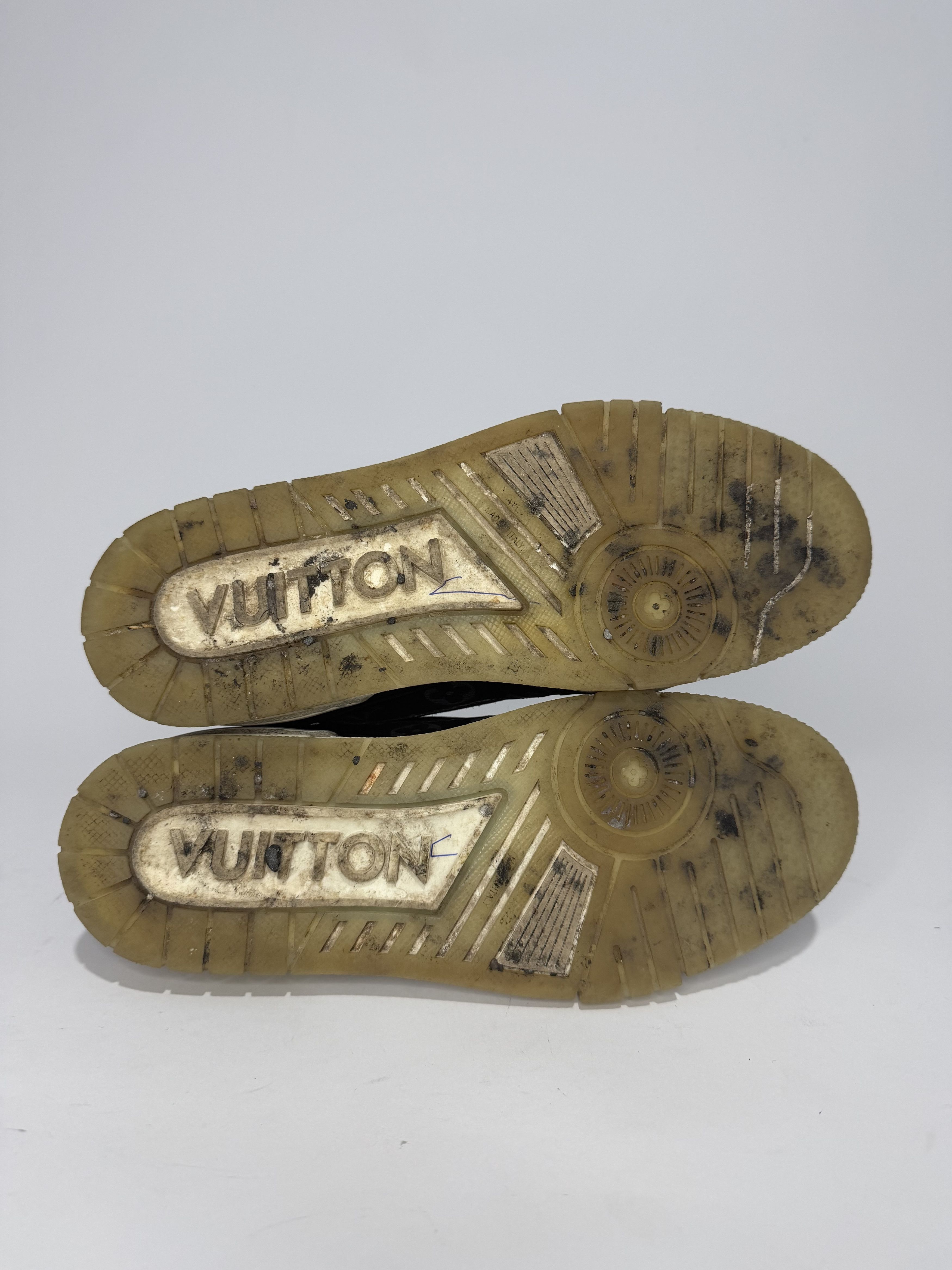 Louis Vuitton Louis Vuitton Black Canvas and Leather LV Trainer Sneakers Size US 7 / EU 40 - 5 Thumbnail
