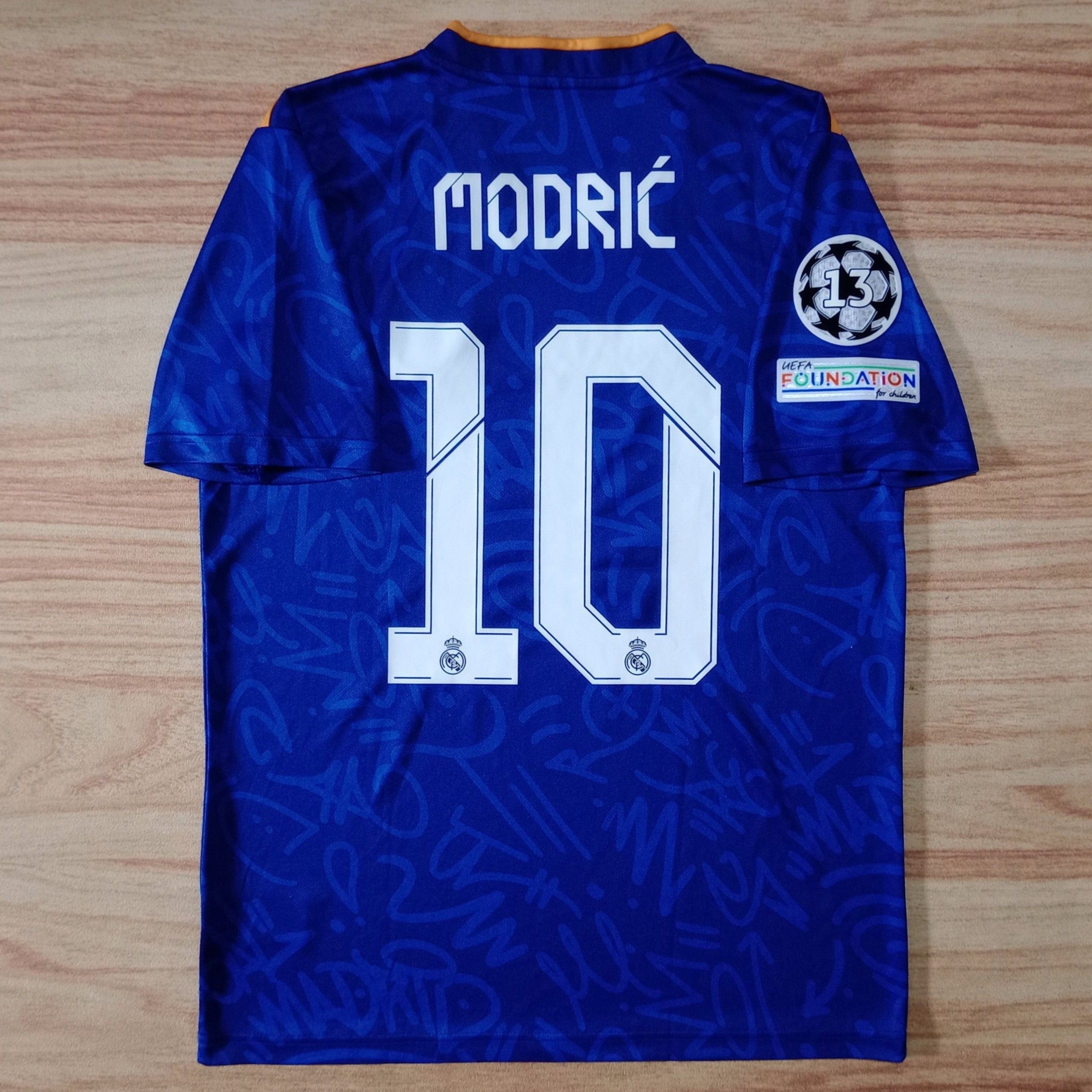 Adidas Real Madrid 2021-2022 Away Jersey Luka Modric 10 Size US M / EU 48-50 / 2 - 2 Thumbnail