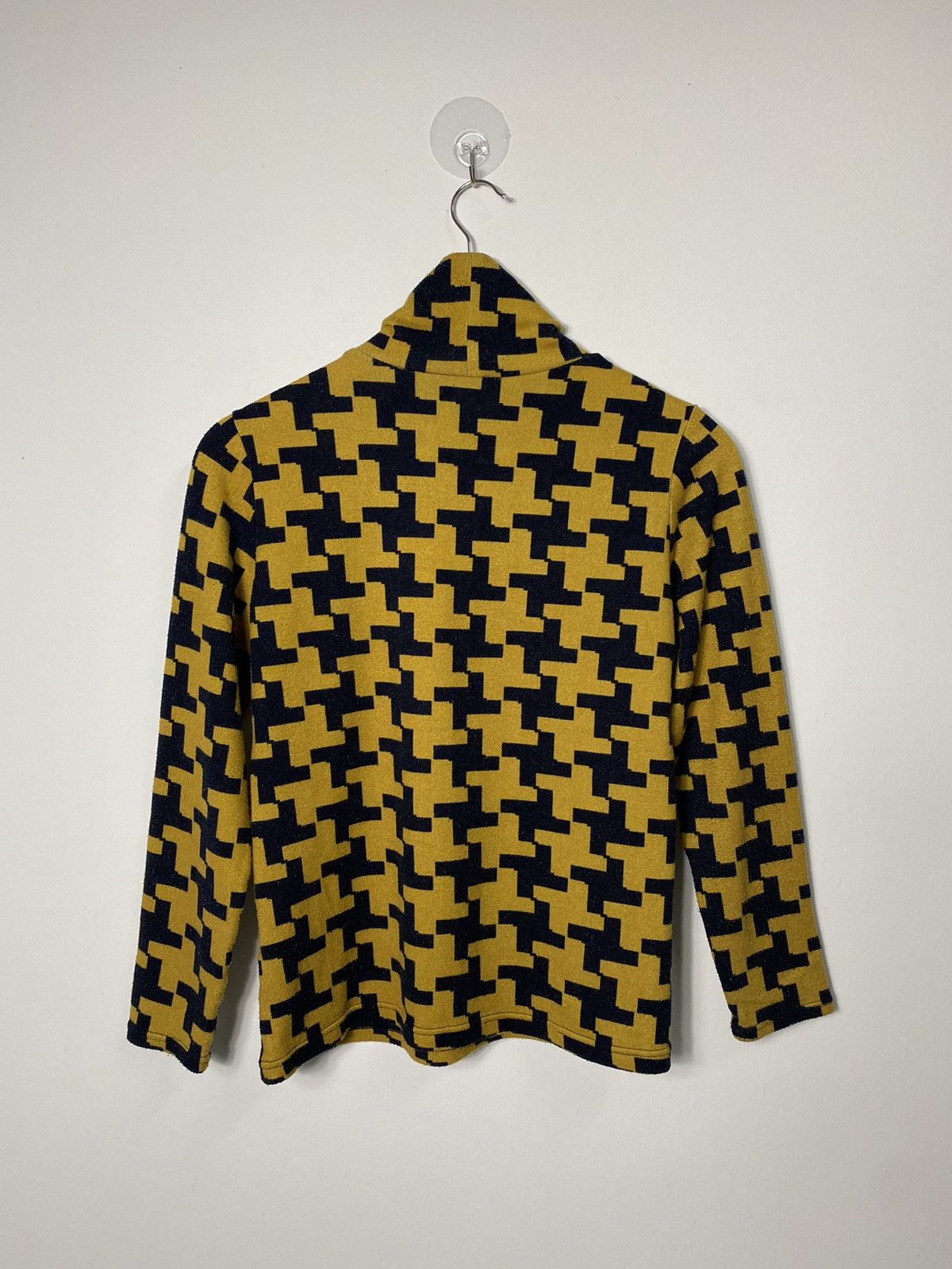 Japanese Brand Japanese Brand Turtle Neck Longsleeve T-shirt Size S / US 4 / IT 40 - 6 Thumbnail