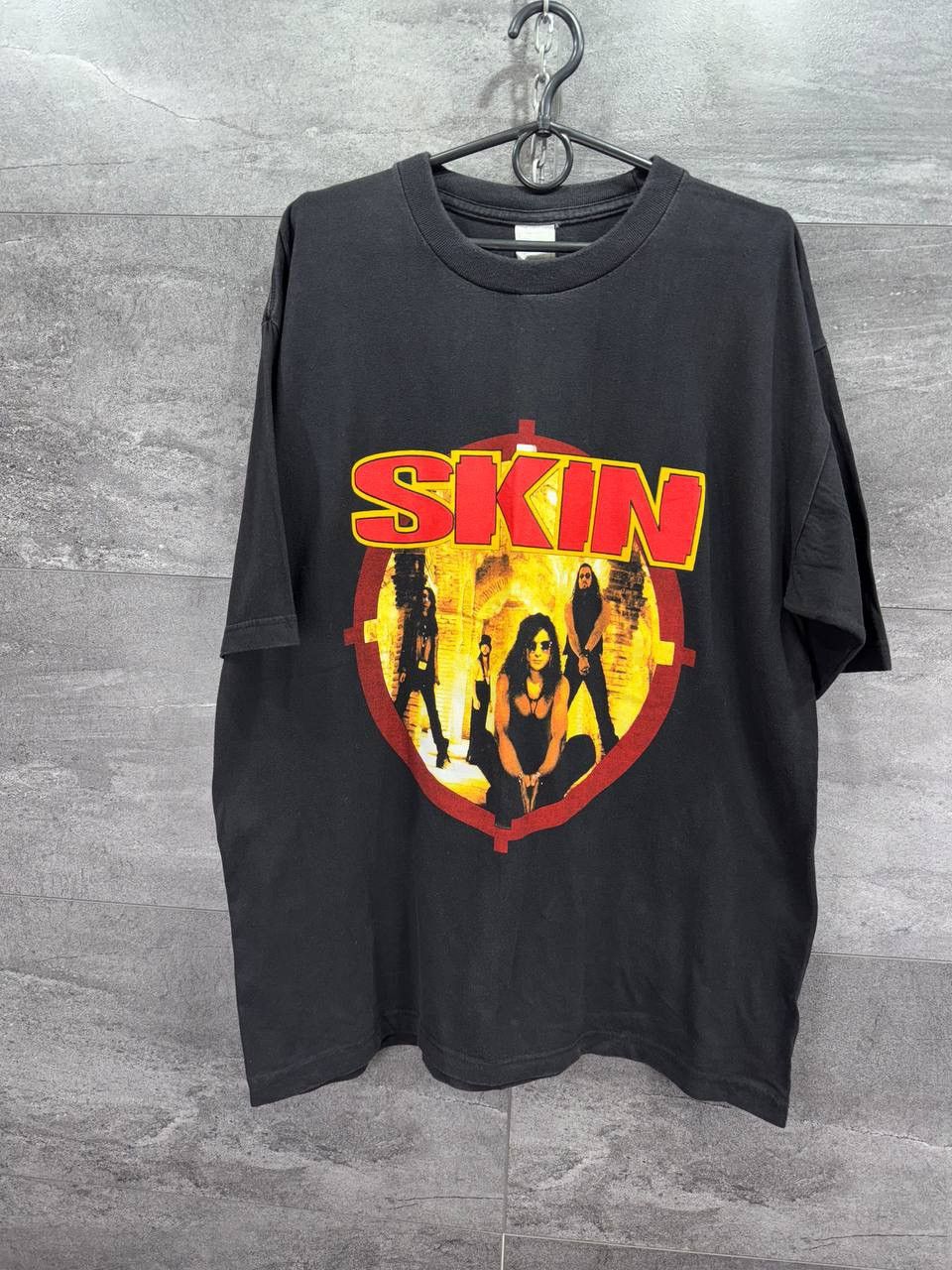 Band Tees Vintage 1995 SKIN Tour band tees Rare T-Shirt Size US XL / EU 56 / 4 - 1 Thumbnail