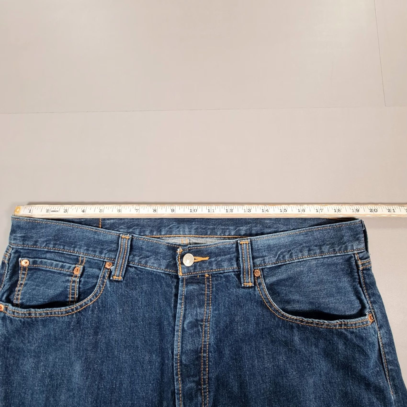 Levi's Levis 501 Jeans Blue W38 L30 Regular Fit Denim Jeans Regular Mens Straight Leg Button Fly 100% Cotton Vintage No Size US 38 / EU 54 - 4 Thumbnail